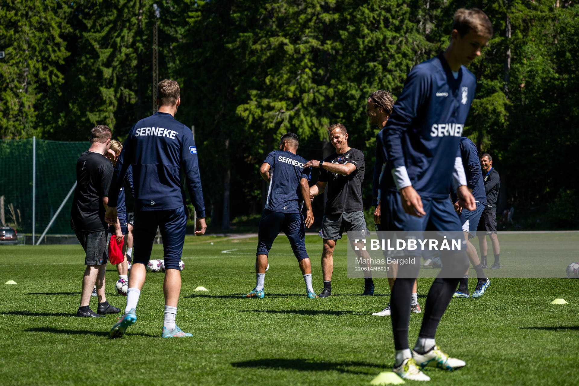 IFK Göteborgs Hosam Aiesh och Frölundas Max Friberg