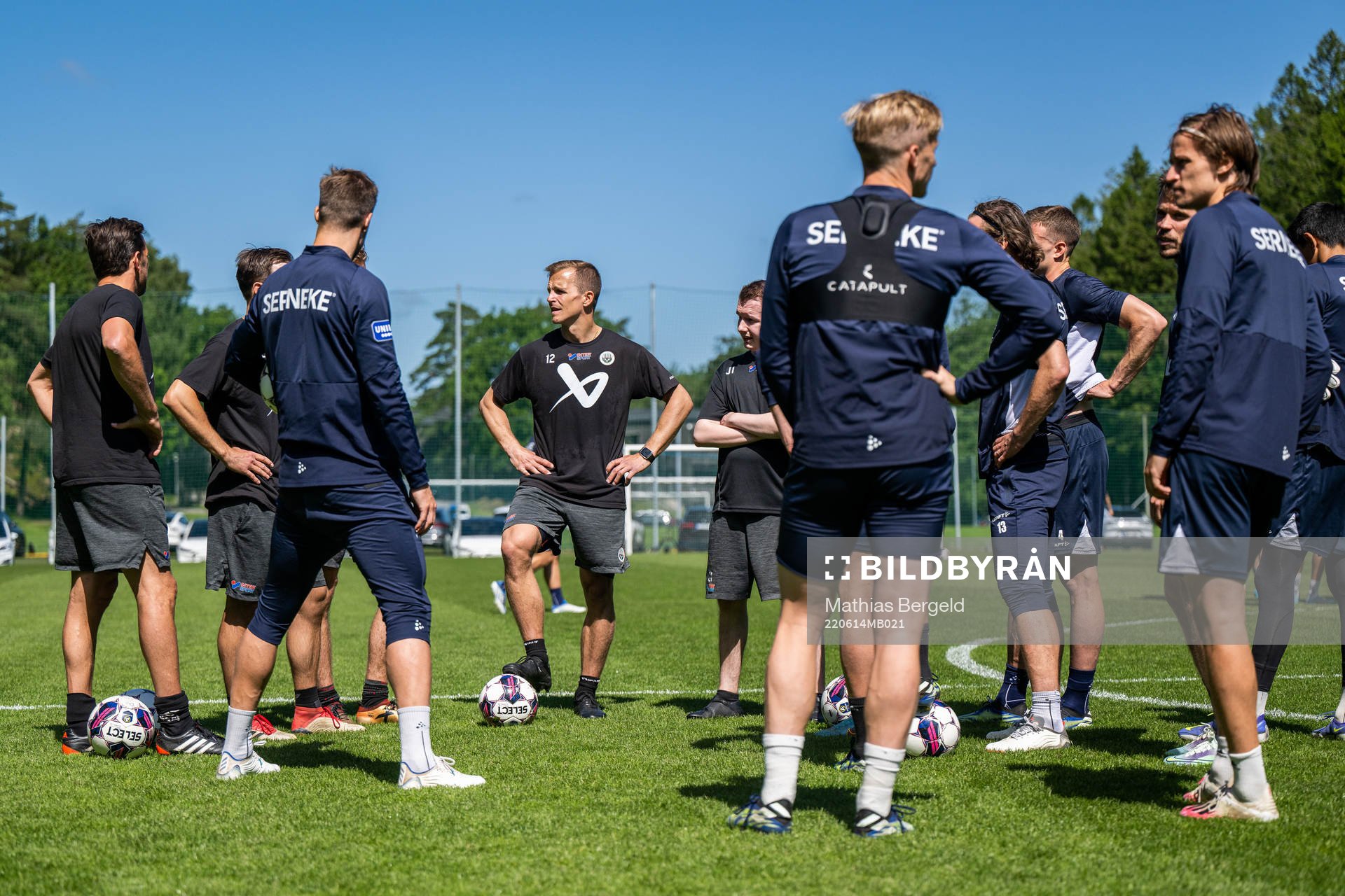 Frölundas Max Friberg med IFK Göteborgs Mattias