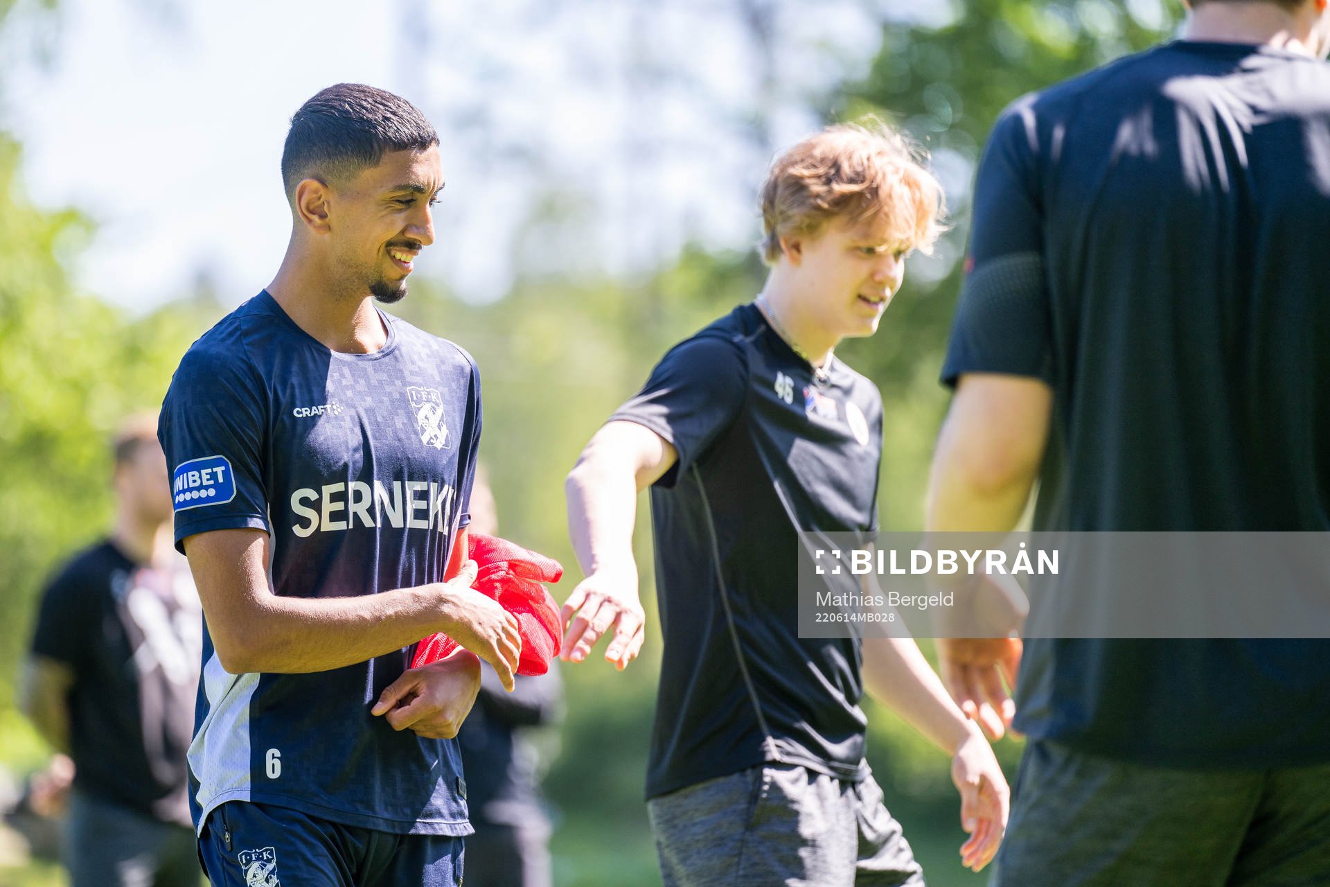 IFK Göteborgs Amir Al-Ammari och Frölundas Liam Dower