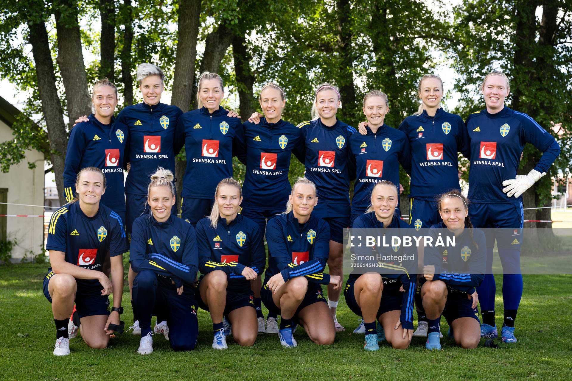 The players pose for a group photo