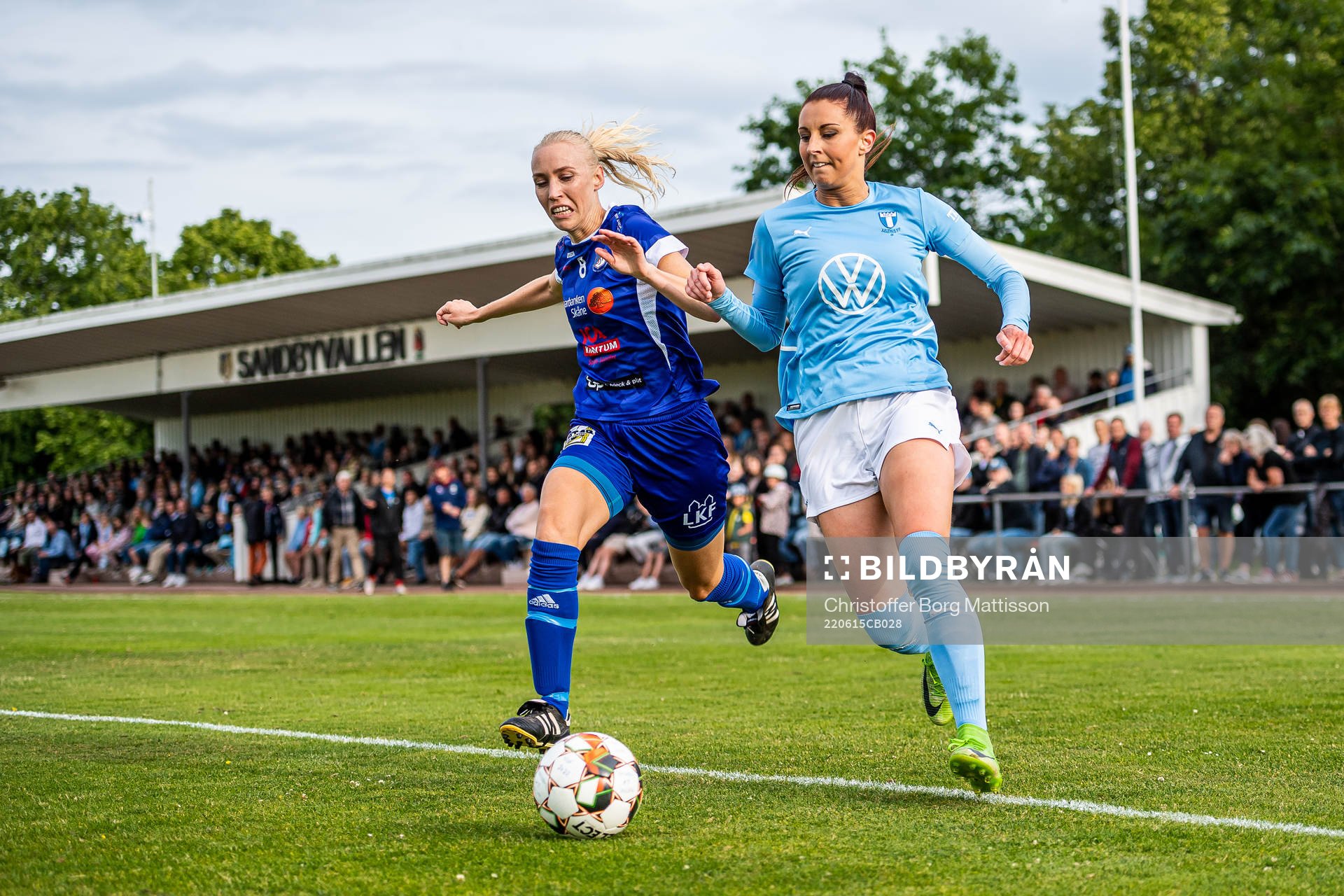 Södra Sandbys Louise Jonsson och Malmö FFs Malin