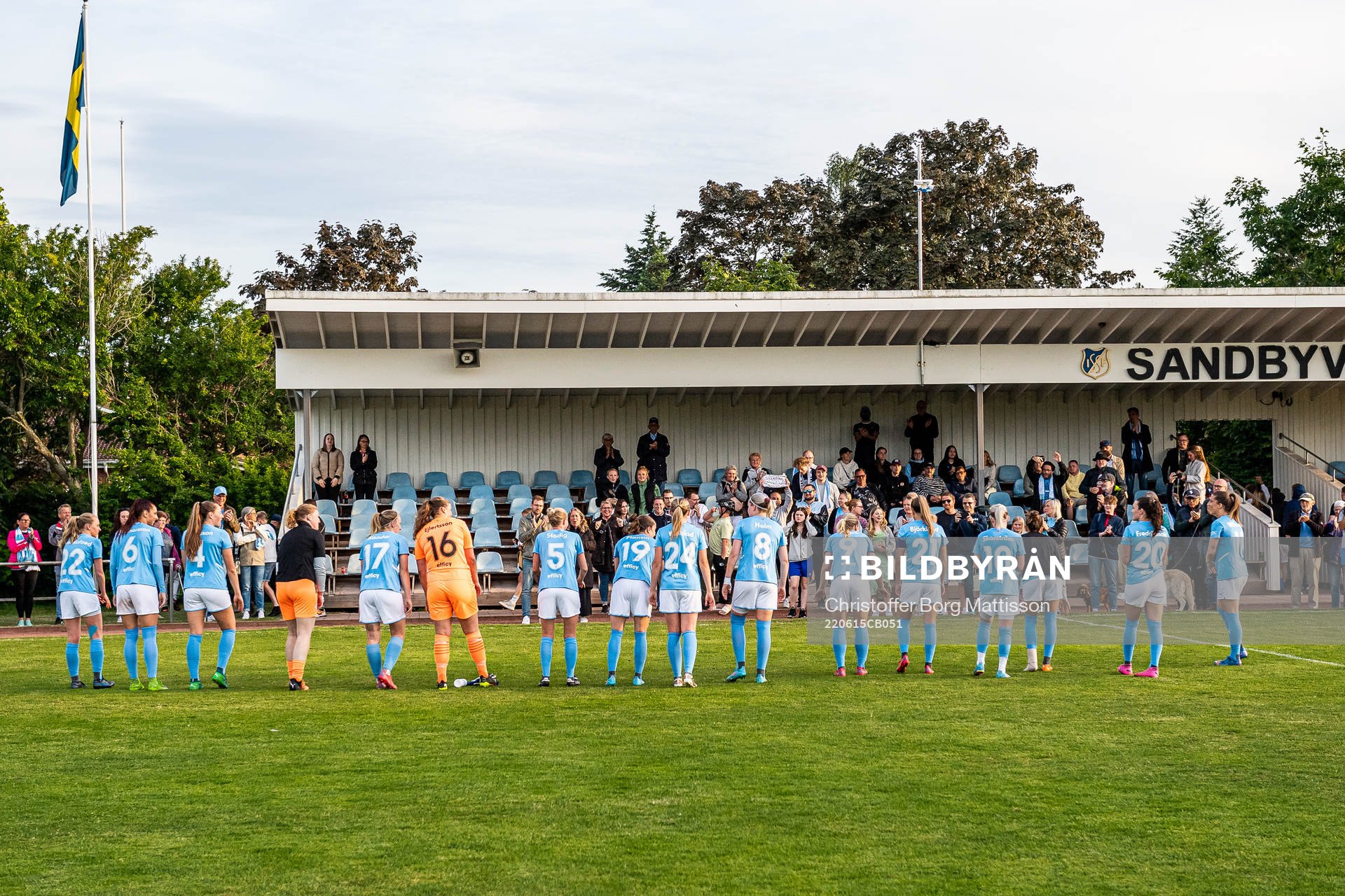 Malmö FFs spelare tackar publiken