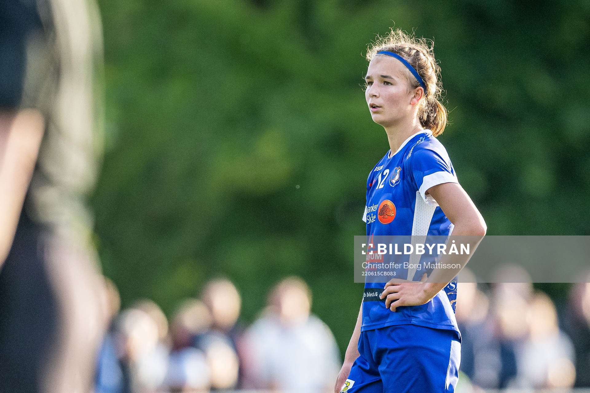 Södra Sandbys Thelma Persson Welin under kvartsfinalen i Distriktsmästerskapet i fotboll mellan Södra Sandby och Malmö FF den 15 juni 2022 i Södra Sandby.