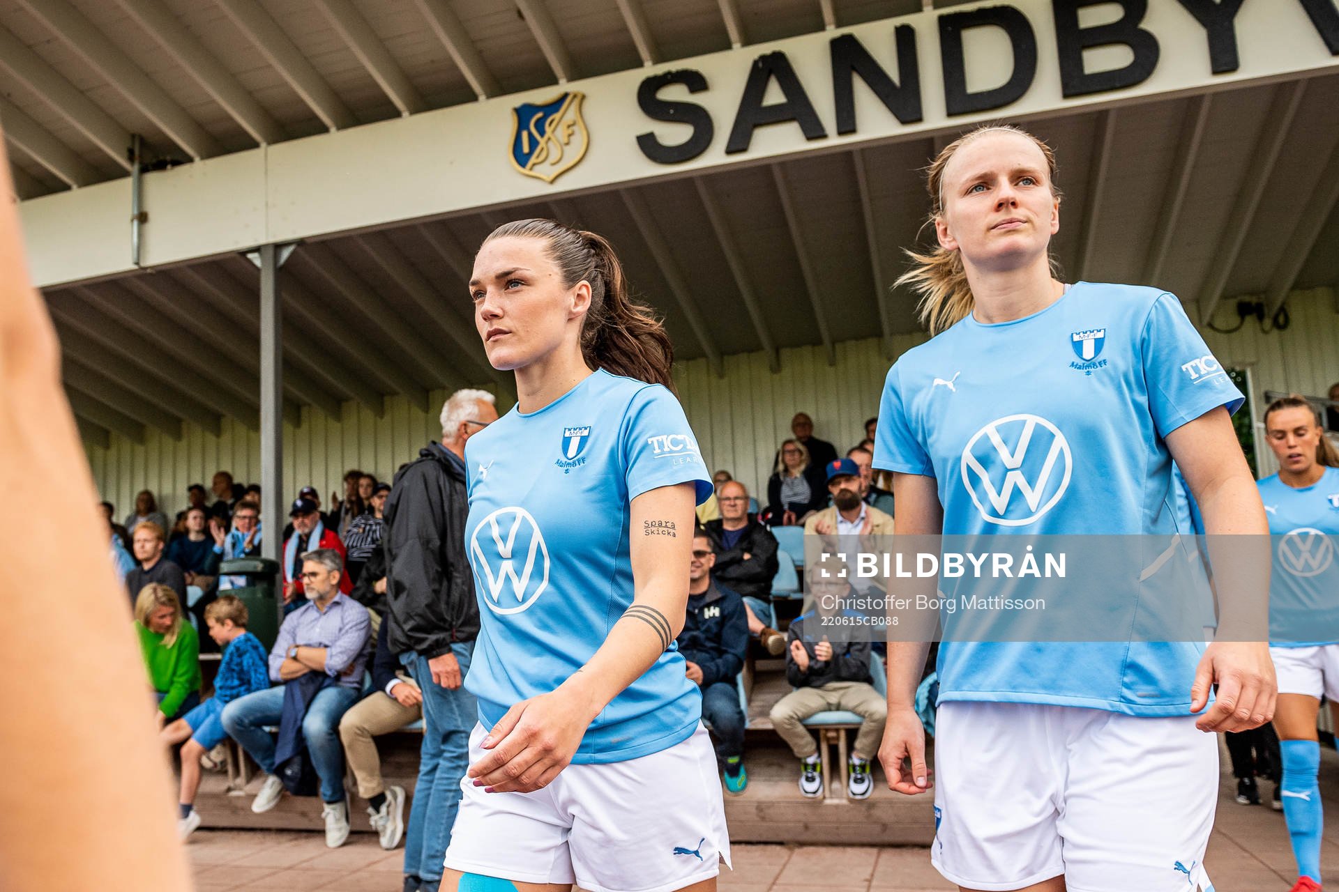 Malmö FFs Saga Fredriksson och Amanda Kander gör entré