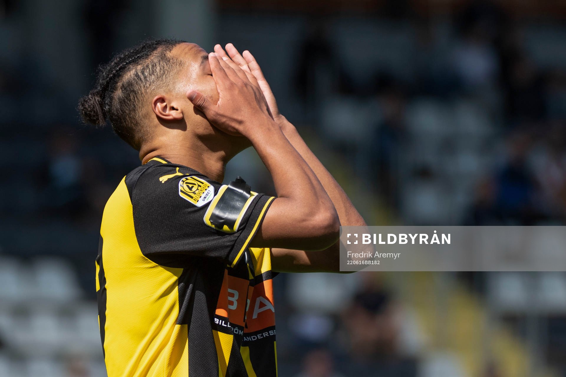 Häckens Momodou Sonko deppar