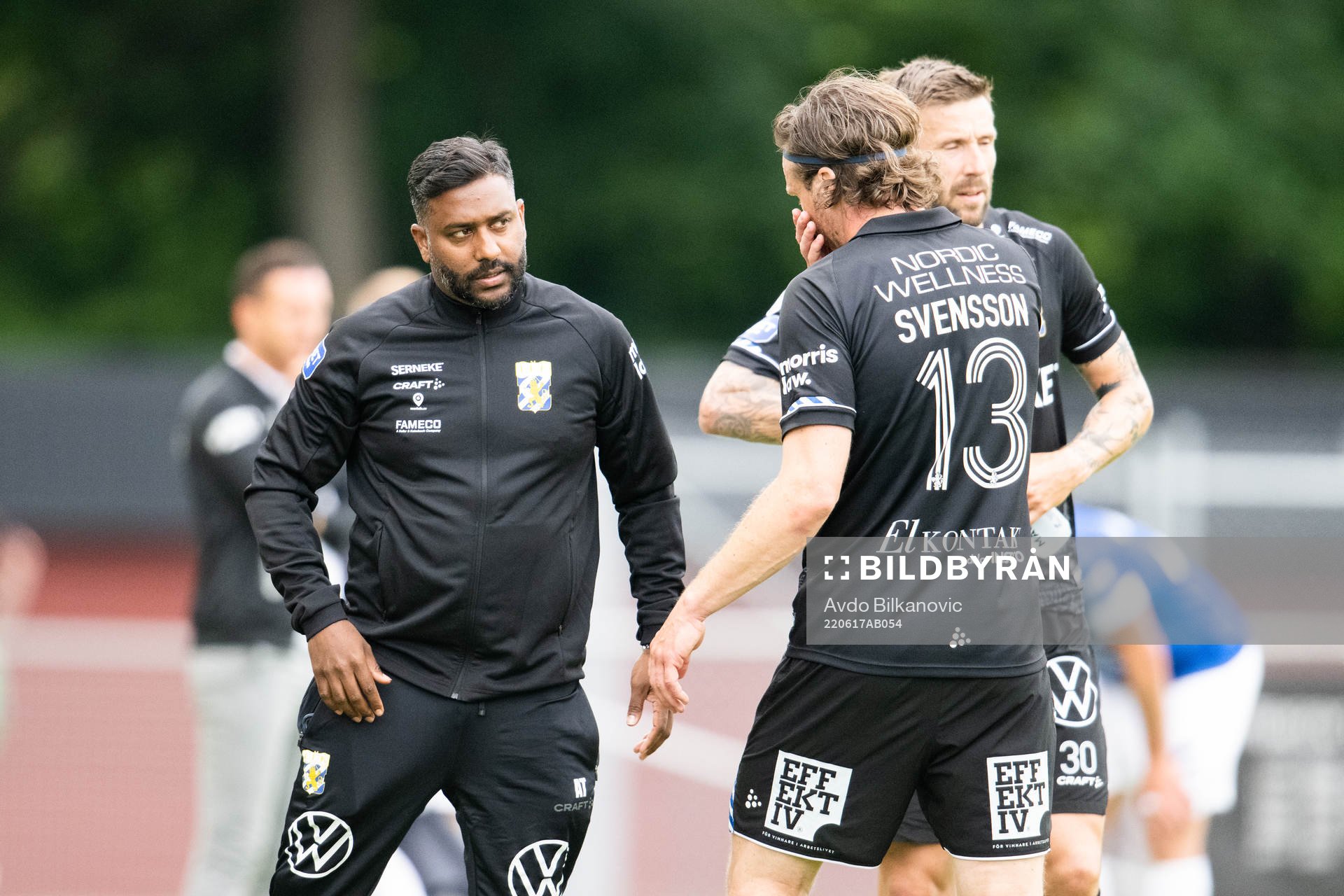 IFK Göteborgs assisterande tränare Alexander Tengryd under en träningsmatch mellan Trelleborg och IFK Göteborg den 17 juni 2022 i Trelleborg.