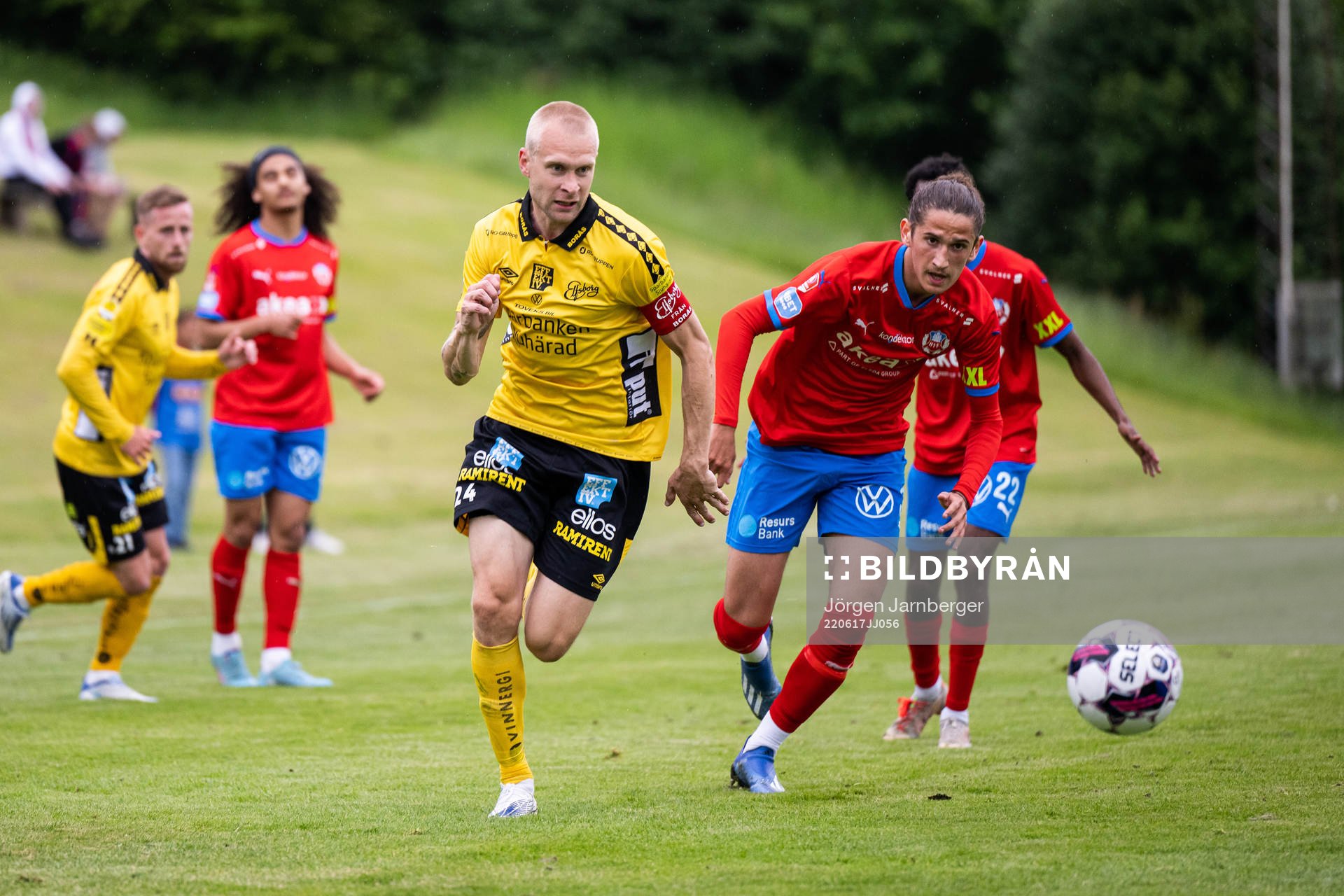 Elfsborgs Johan Larsson och Helsingborgs Ervin Gigović