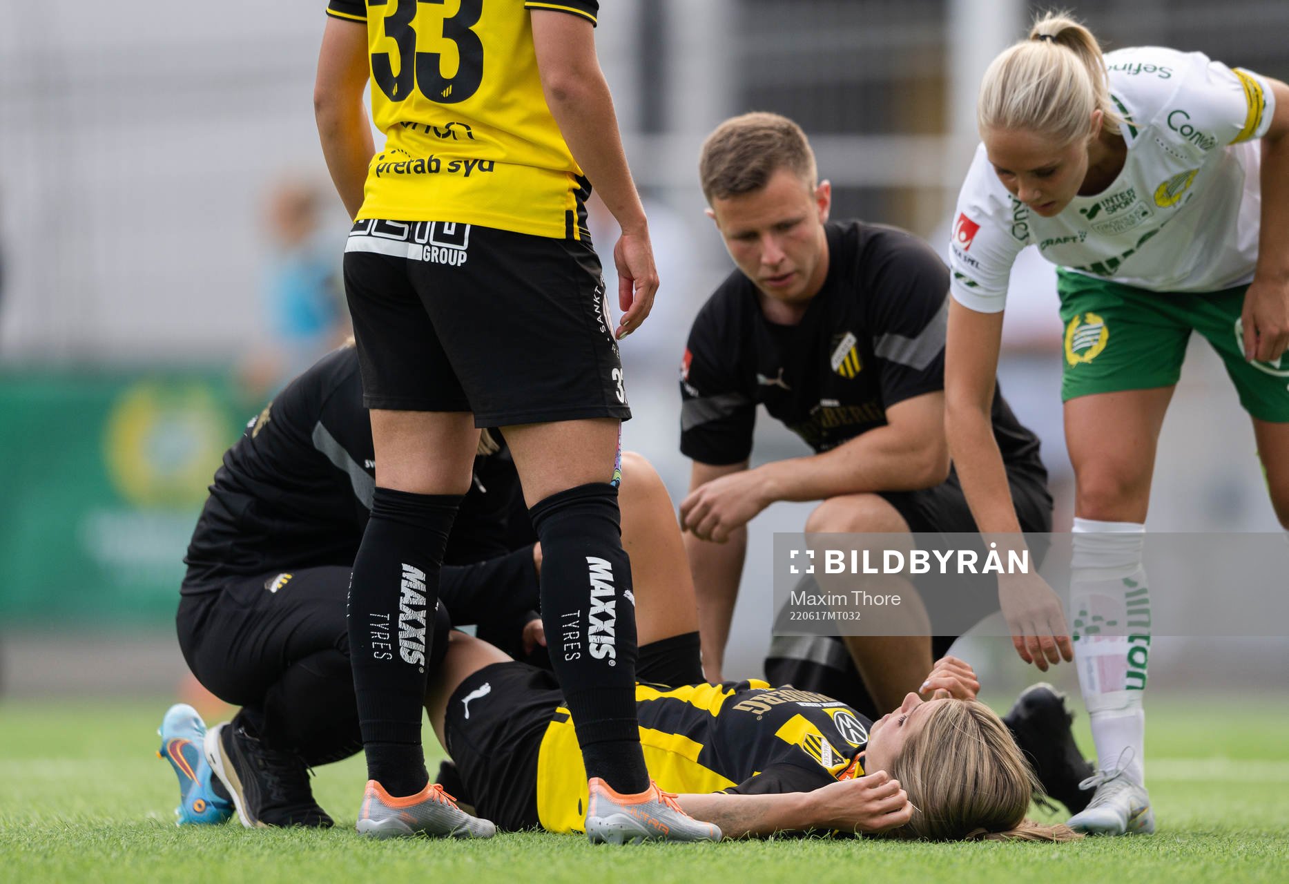 Häckens Andrine Stolsmo Hegerberg har ont