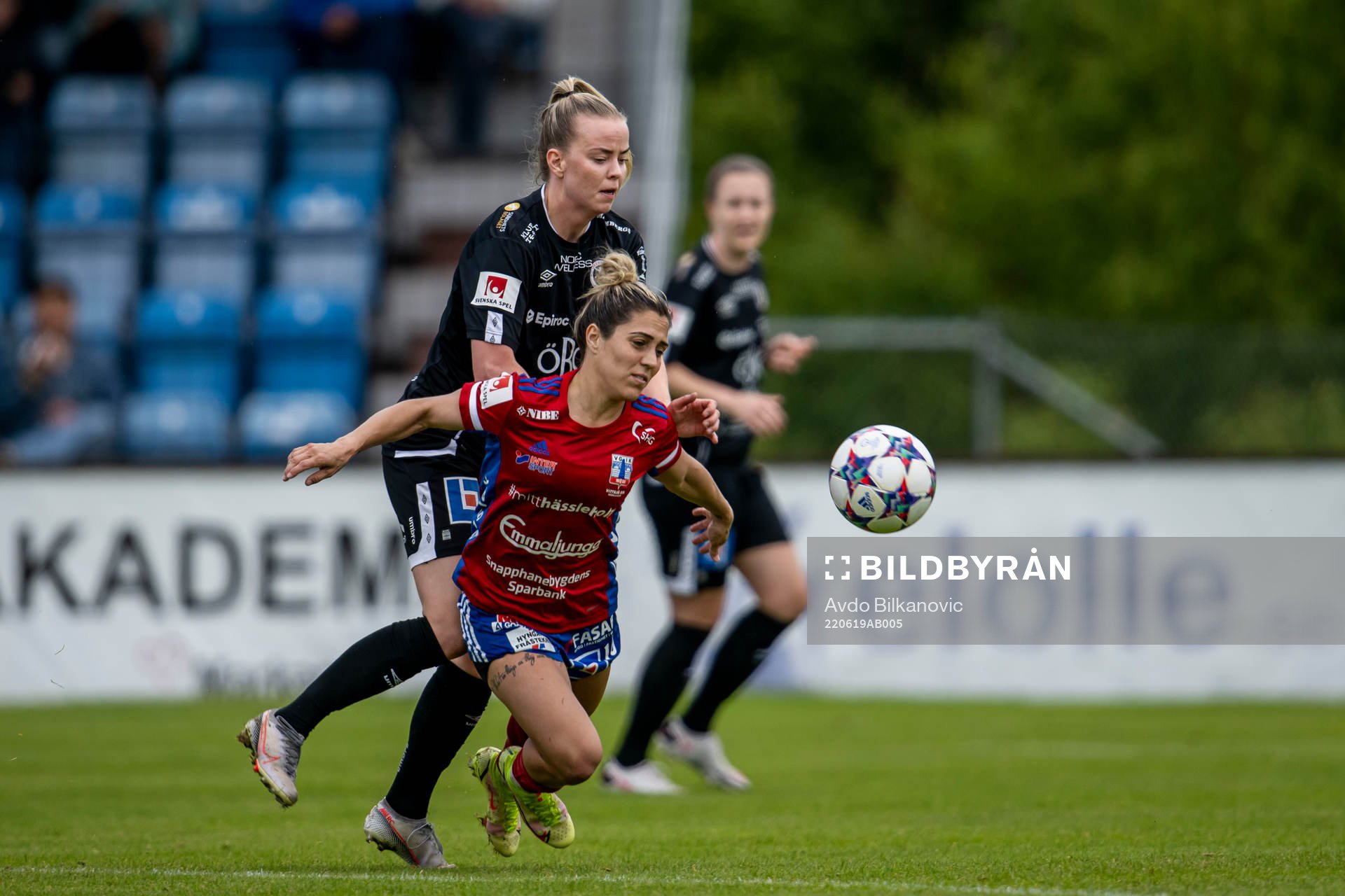 Örebros Berglind Ros Augustdottir och Vittsjös Katrina