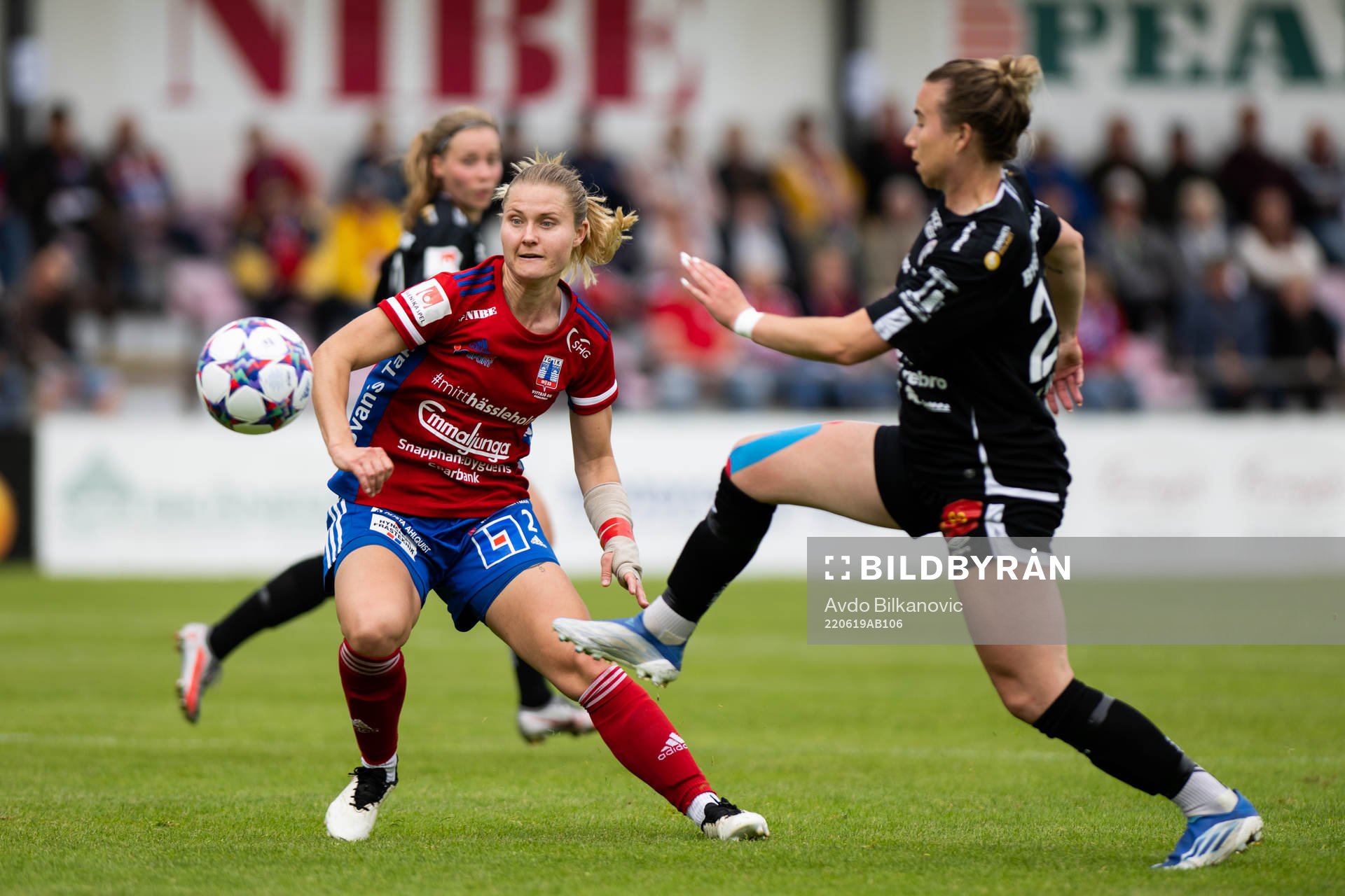 Vittsjös Mie Leth Karshöj och Örebros Jenna Hellstrom