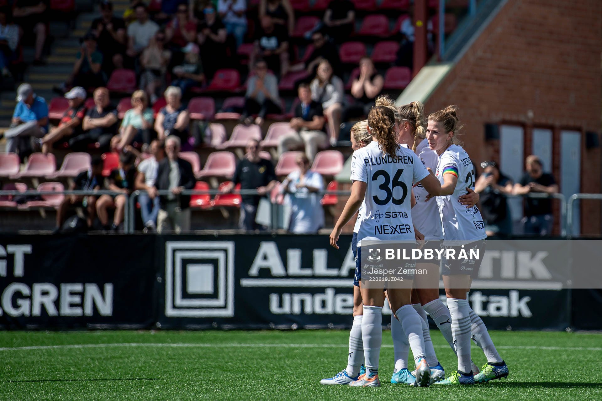 FC Rosengårds Emma Berglund jublar