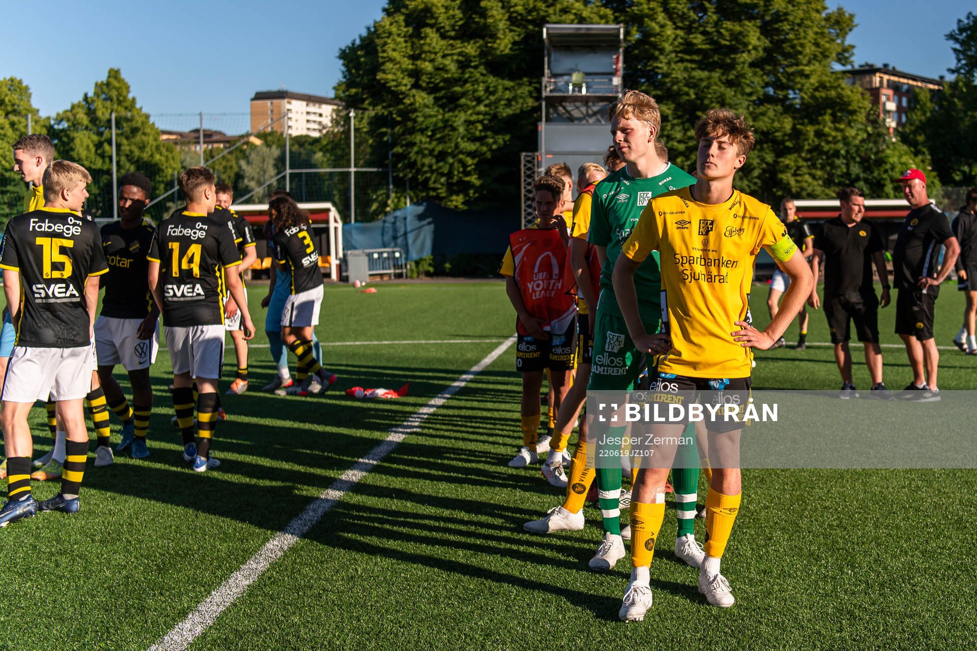 Elfsborgs målvakt Lucas Söderberg och Malte Wester deppar