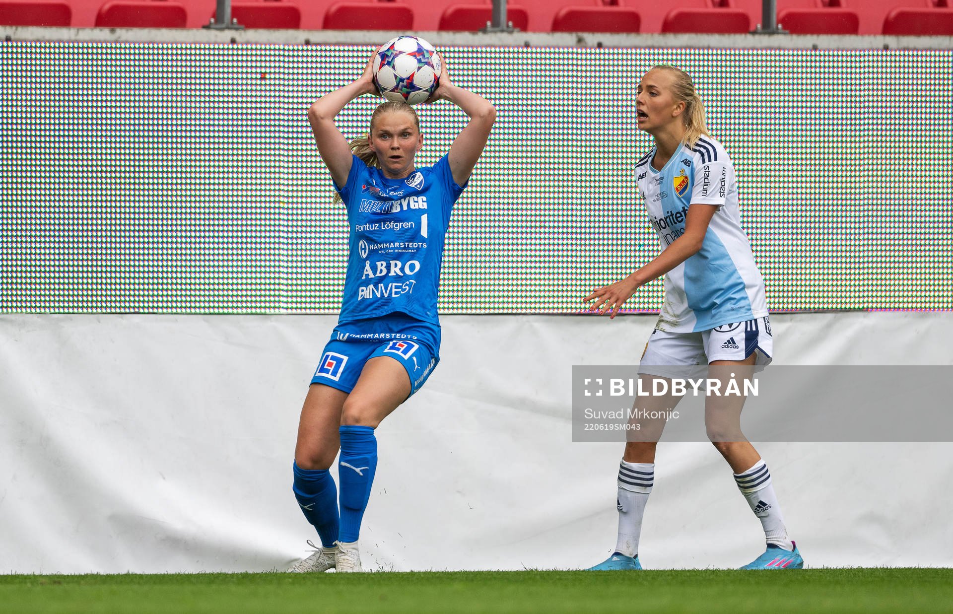Kalmars Amanda Persson och Djurgårdens Sara Lilja Vidlund