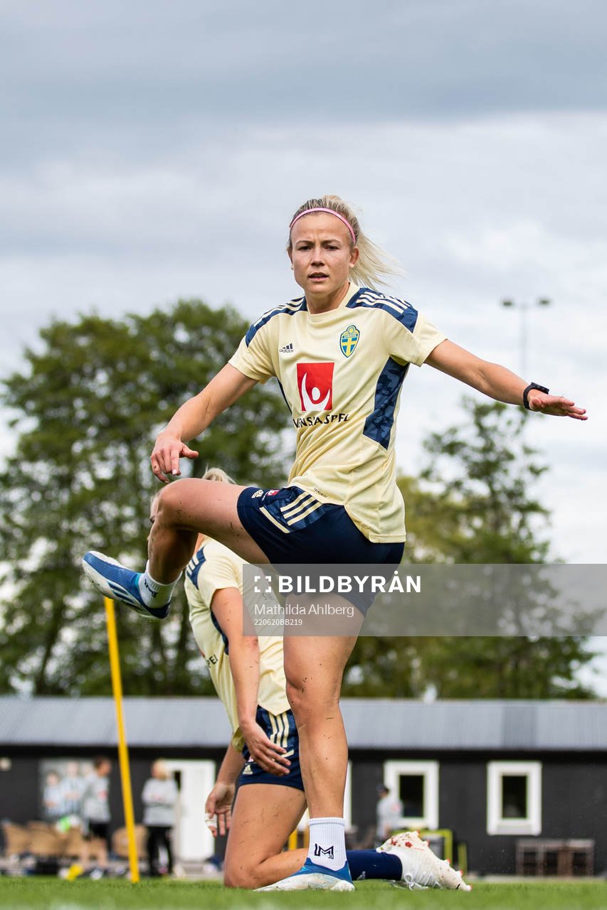 Hanna Glas of the Swedish women's national football team