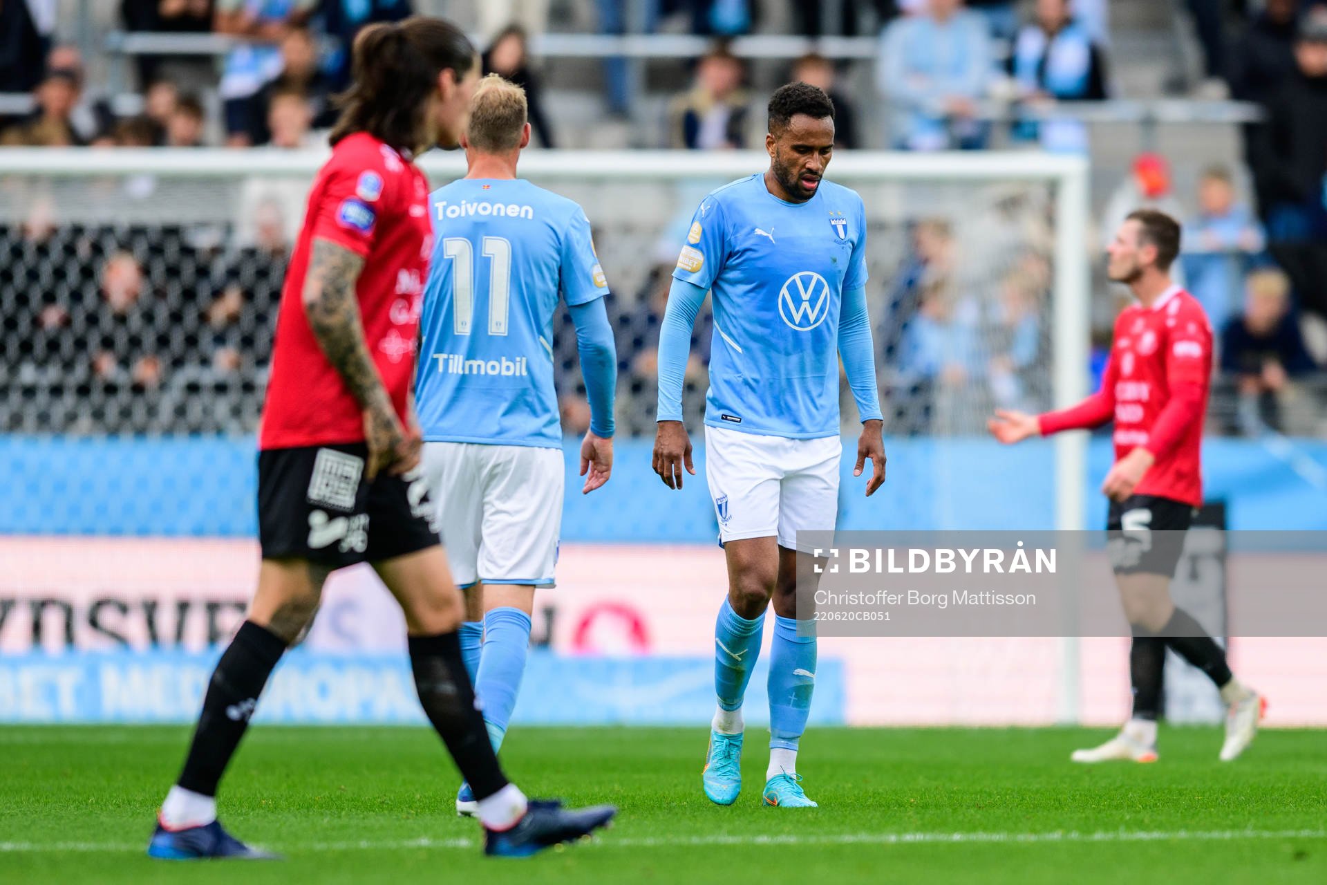 Malmö FFs Isaac Kiese Thelin deppar