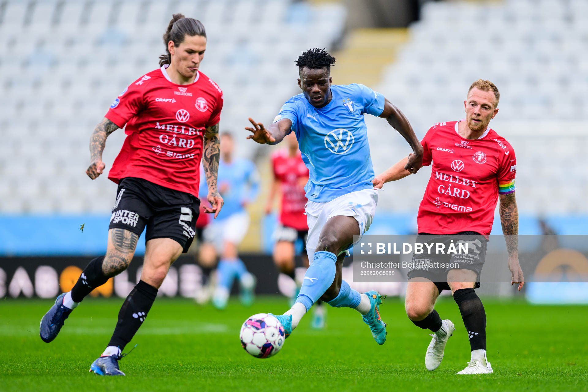 Trelleborgs Isak Jönsson och Jesper Modig mot Malmö FFs