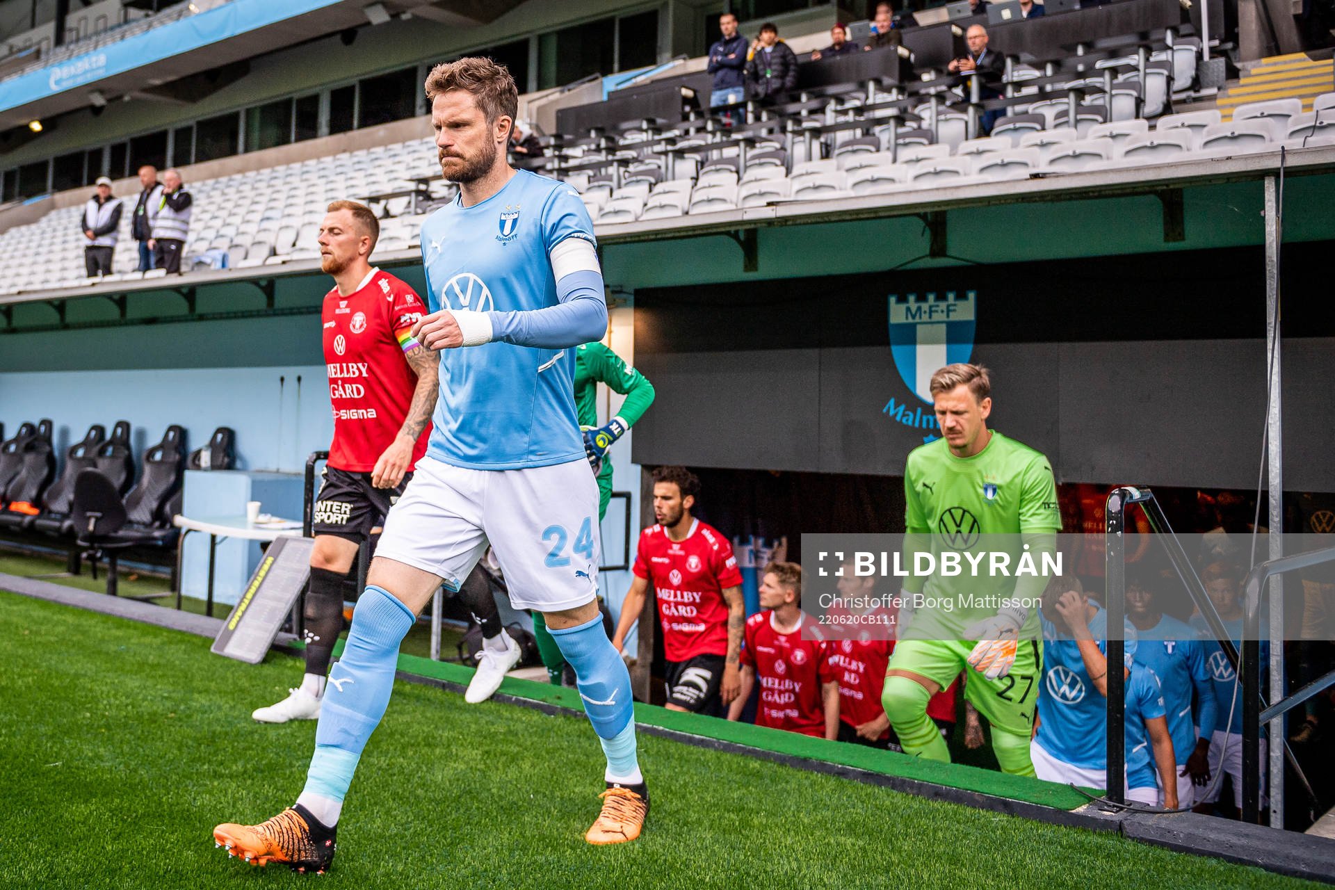 Malmö FFs Lasse Nielsen och målvakt Johan Dahlin gör
