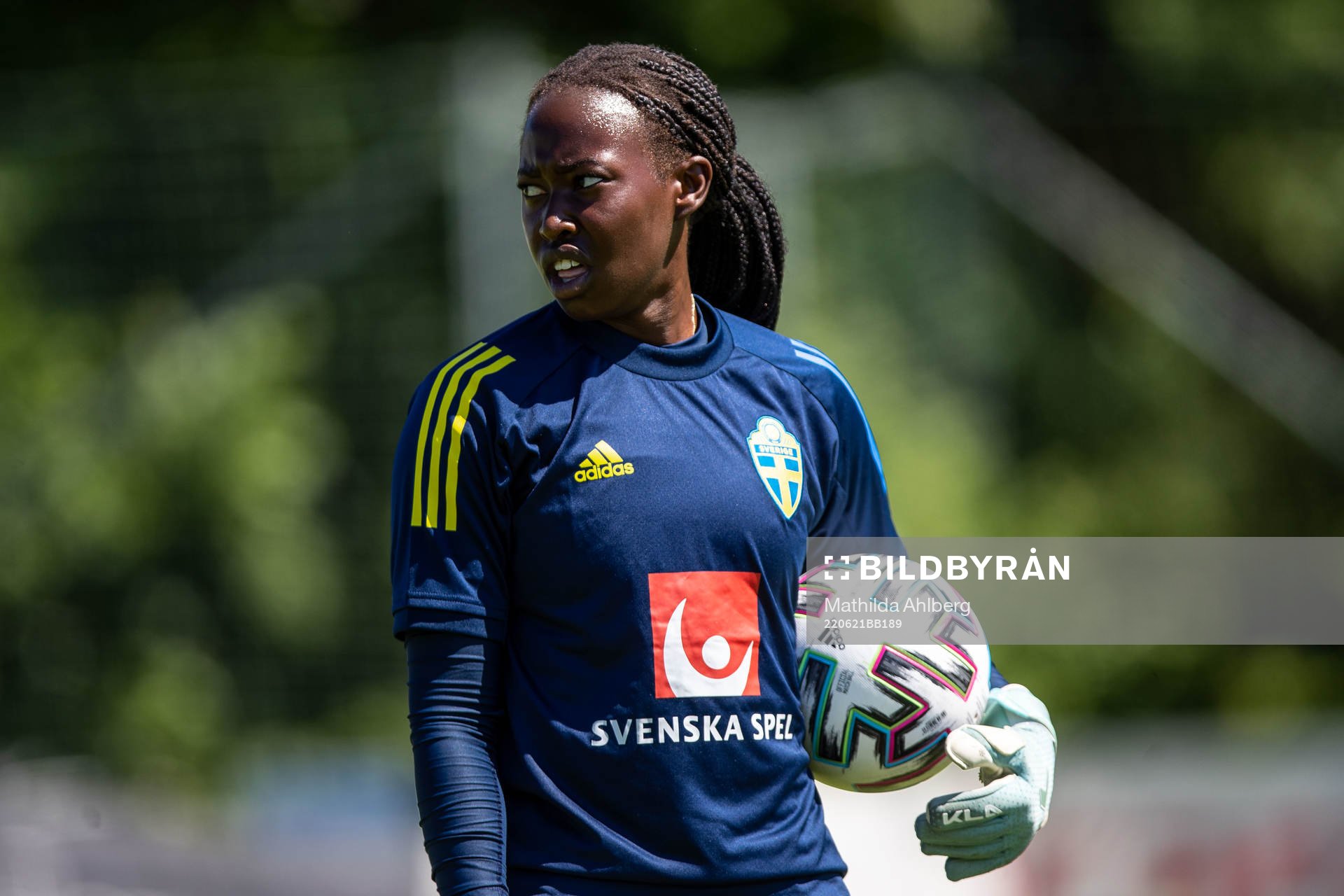 Målvakt  Angel Mukasa