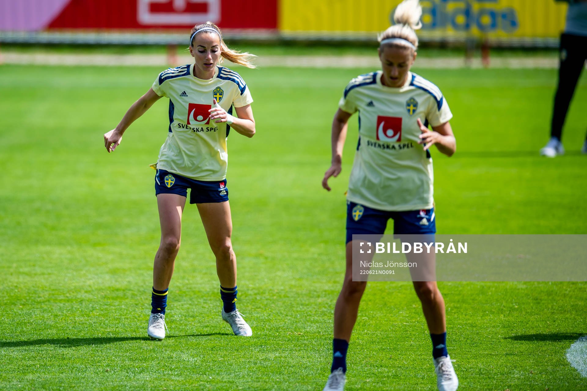 Kosovare Asllani of Sweden