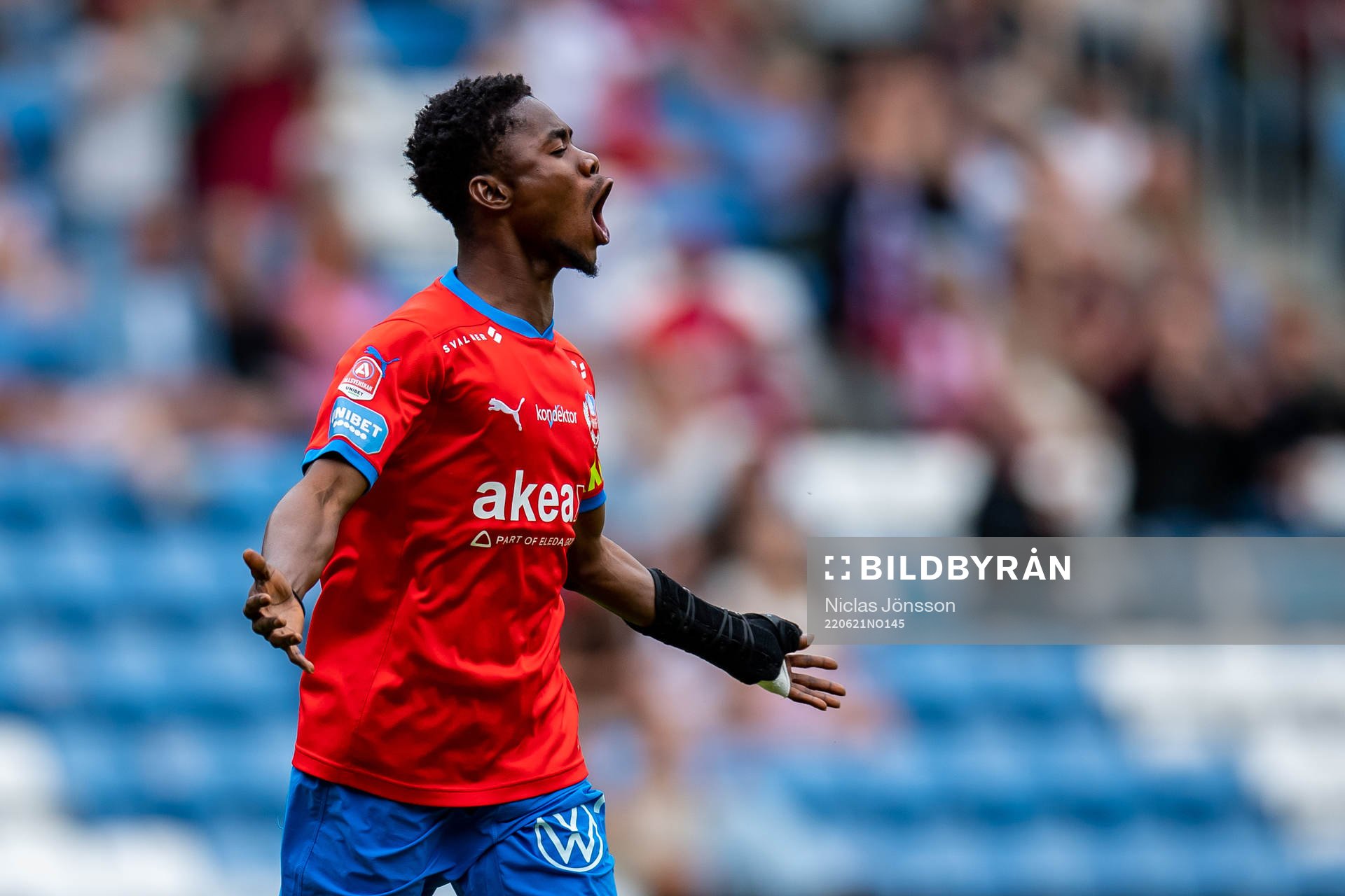 Helsingborgs Joseph Amoako jublar