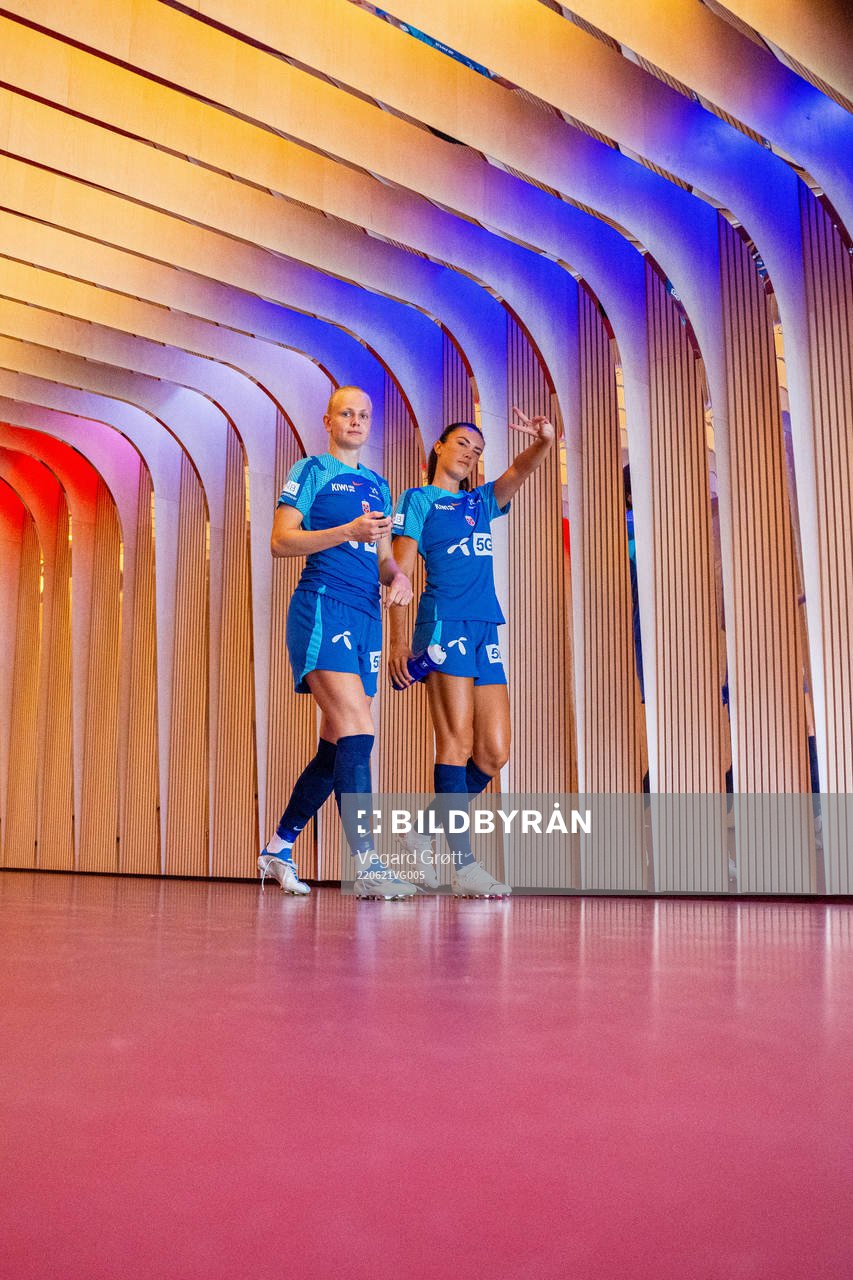 Karina Sævik and Ingrid Syrstad Engen of the Norwegian