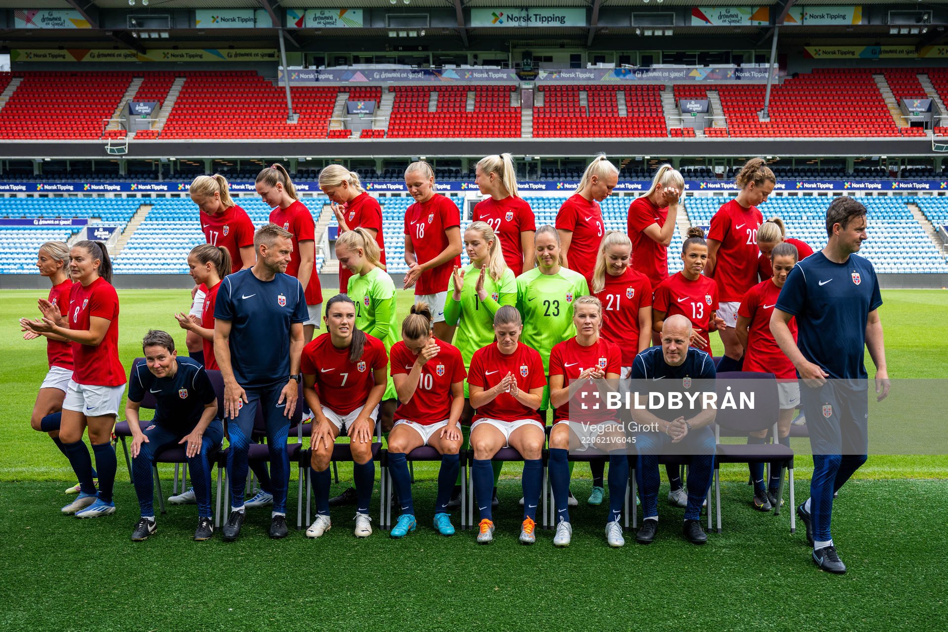 Vilde Bøe Risa, head coach Martin Sjögren, Ingrid Syrstad
