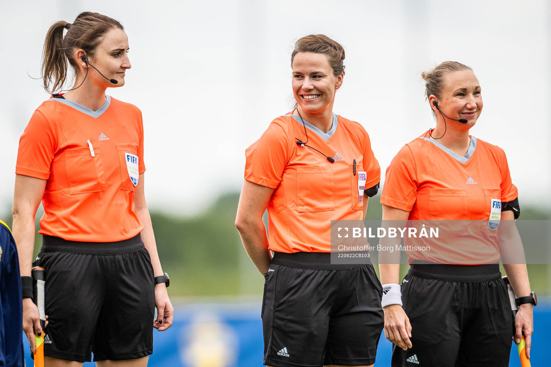 Assistant referee Line Cathrine Nymoen, referee Emilia