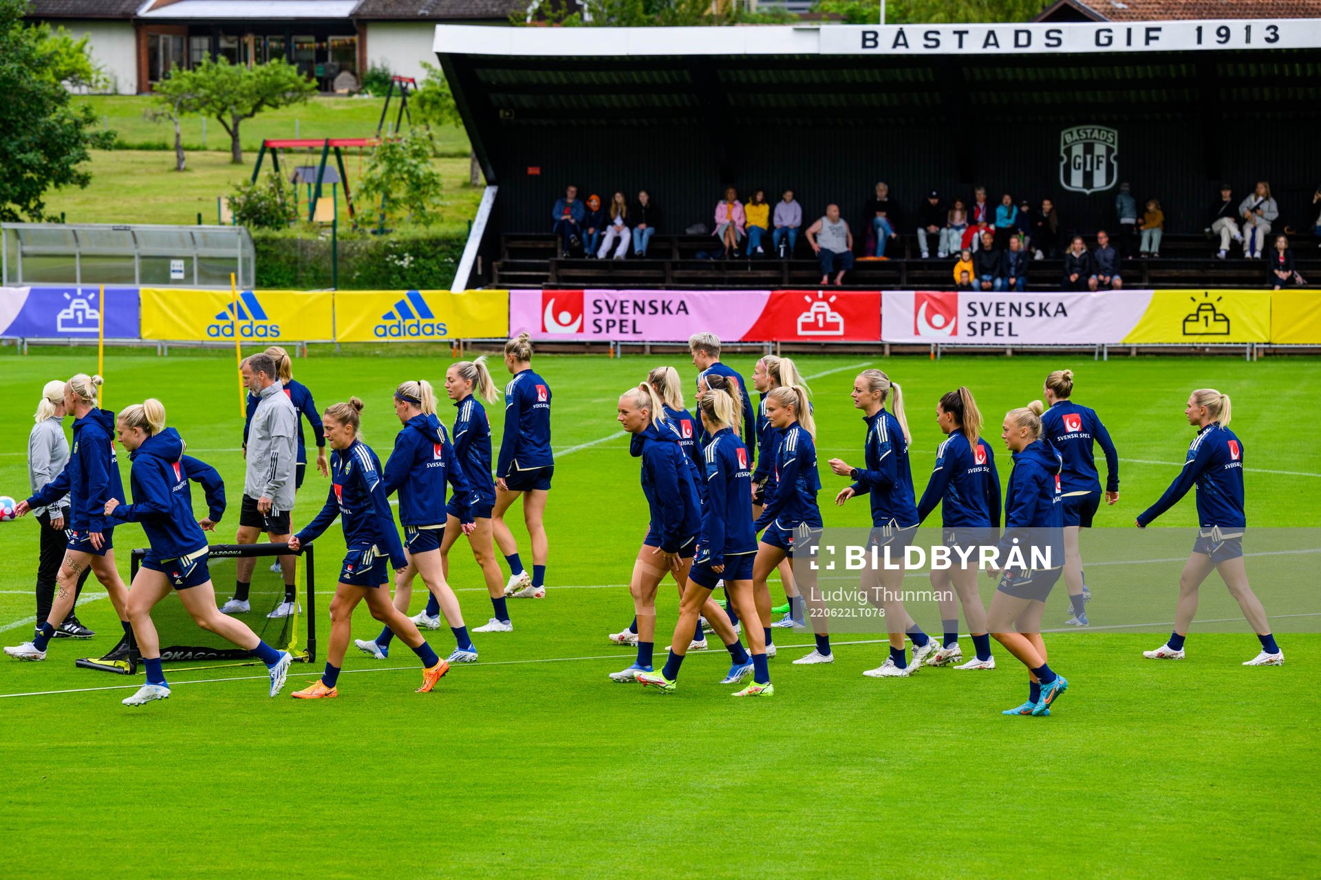 Players gather