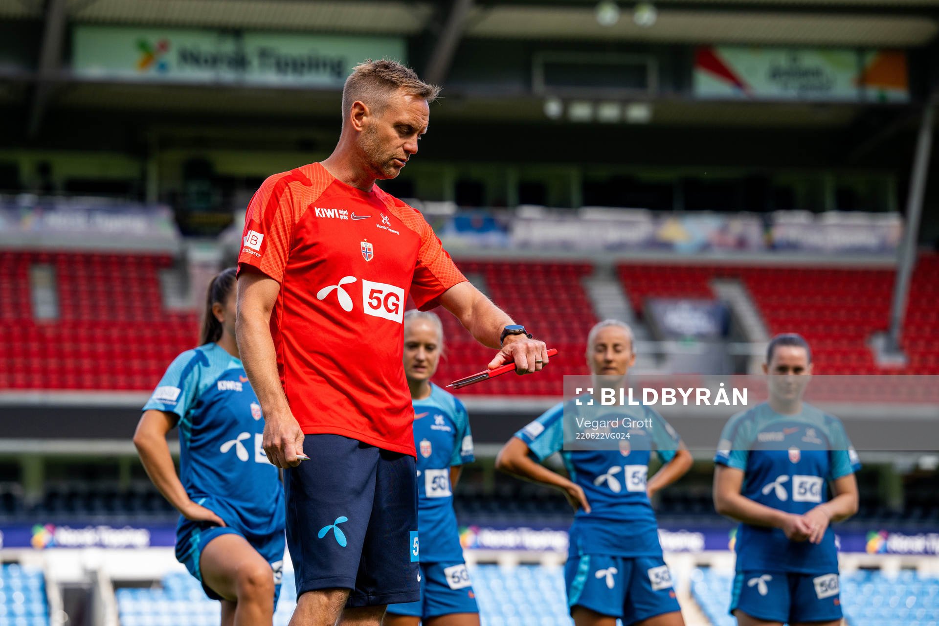 Martin Sjögren, head coach of the Norwegian women's