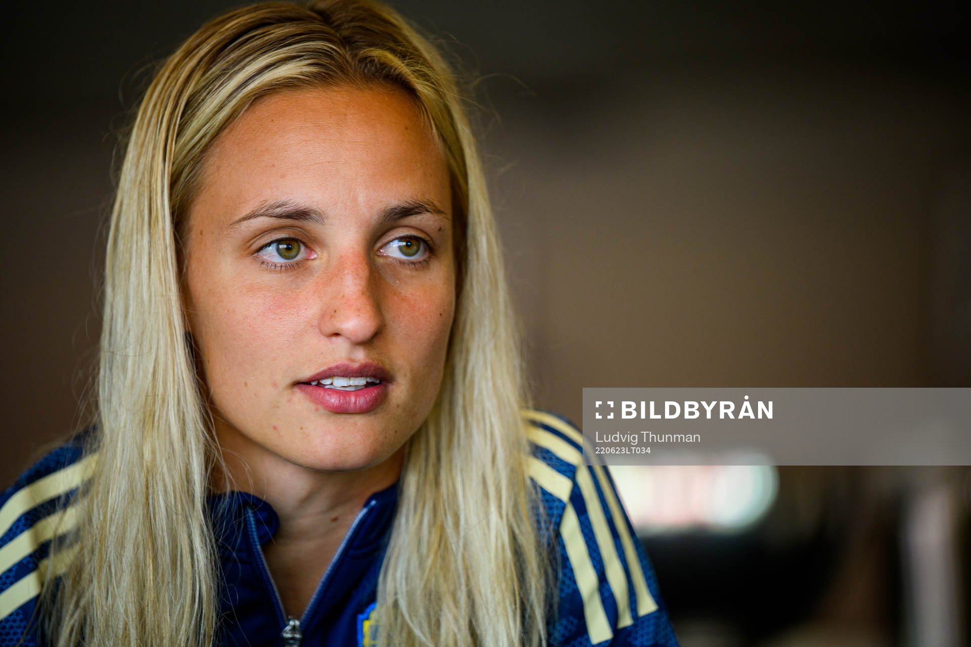 Nathalie Björn is interviewed by the media