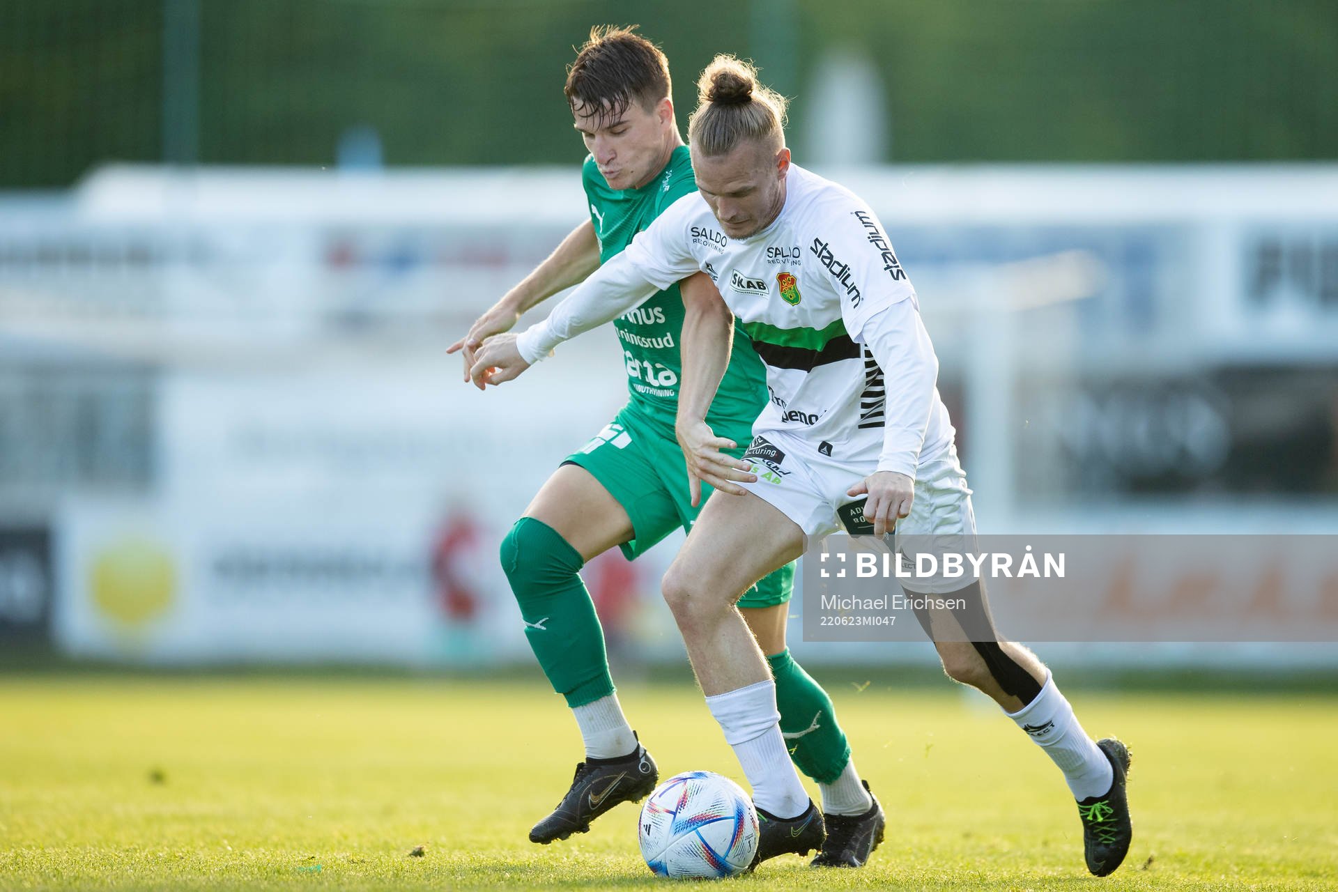 Ljungskiles Oskar Lindberg och GAIS Jonas Lindberg under fotbollsmatchen i Ettan södra mellan Ljungskile och GAIS den 23 juni 2022 i Ljungskile.