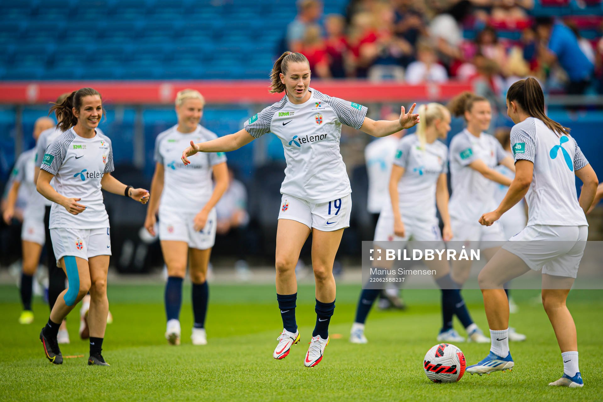 Elisabeth Terland of Norway warms up