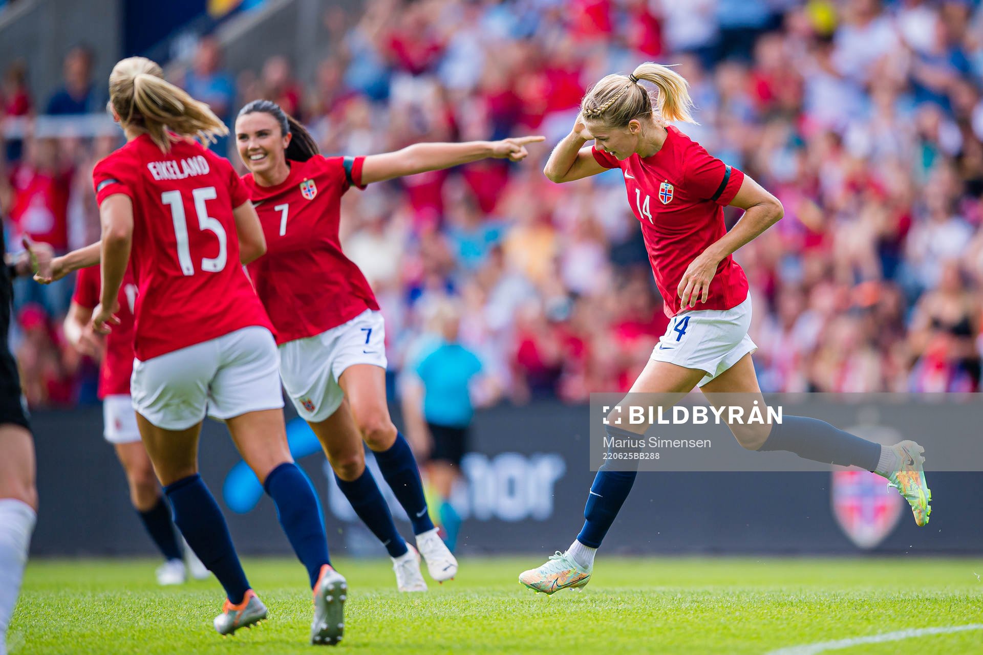 Ada Martine Stolsmo Hegerberg of Norway celebrates