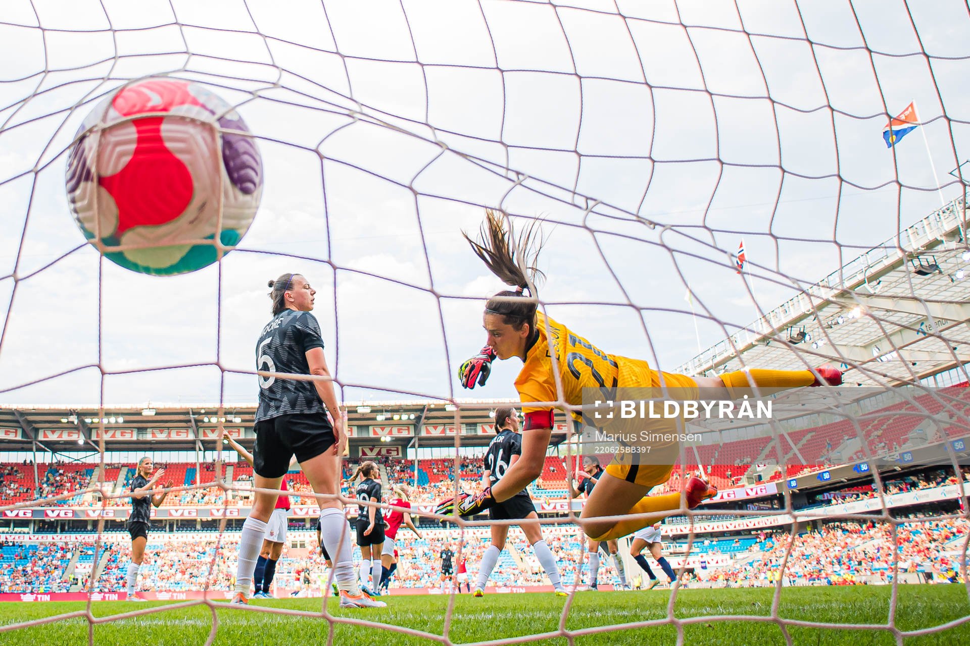 Guro Bergsvand of Norway scores the 2-0 goal