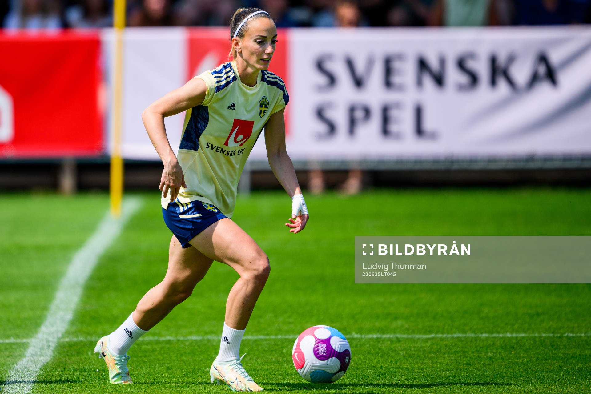 Kosovare Asllani