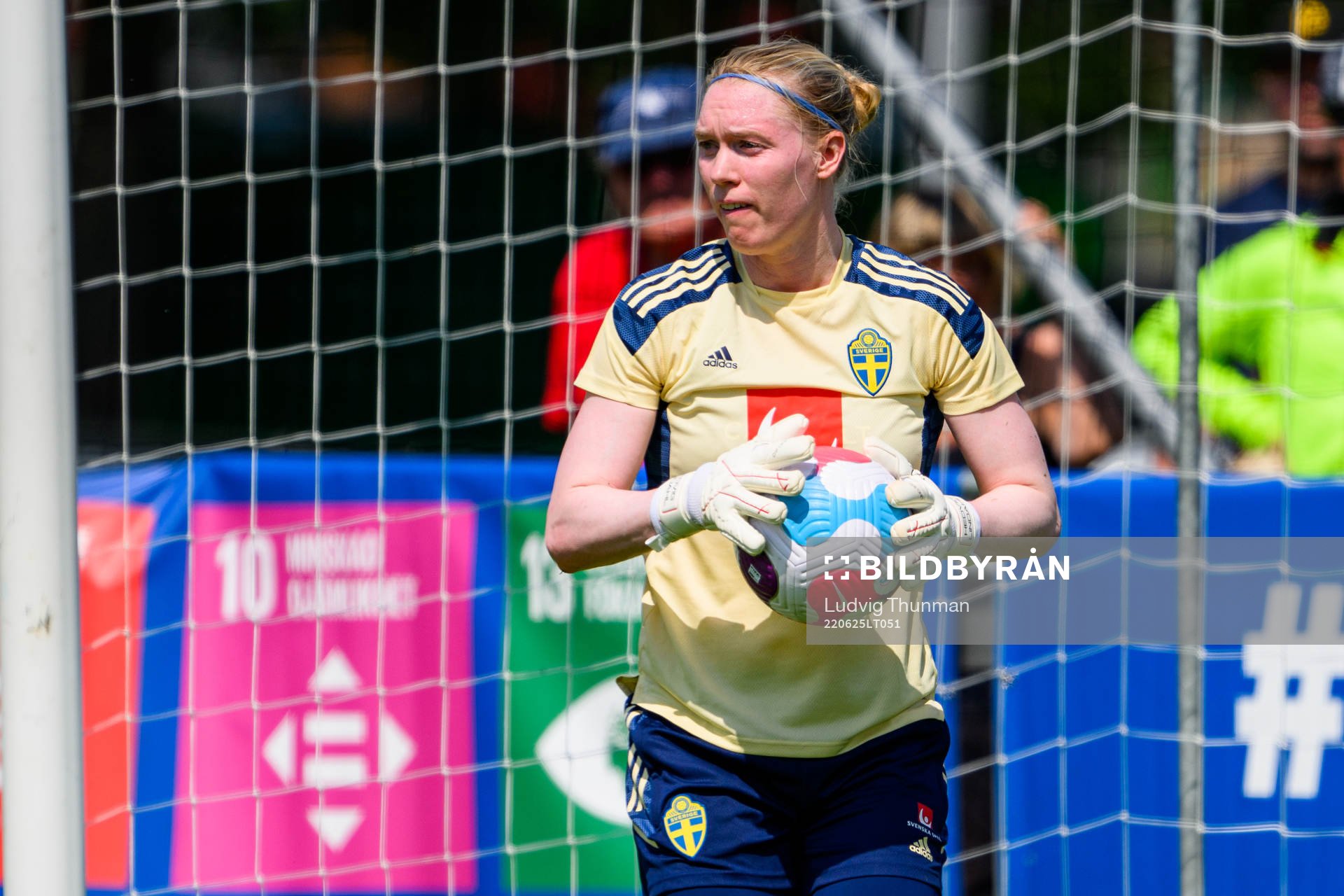 Goalkeeper Hedvig Lindahl