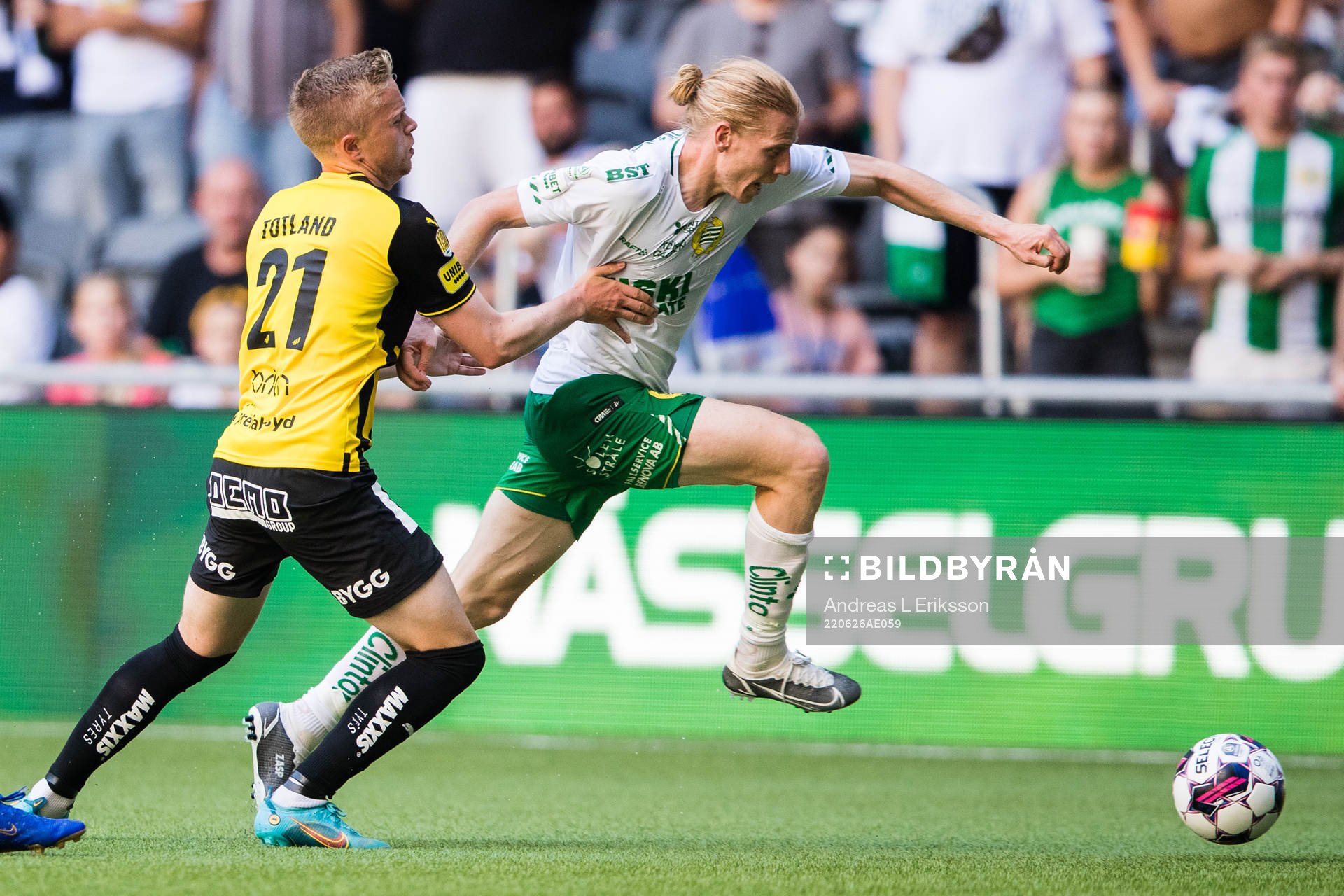 Häckens Tomas Totland och Hammarbys Gustav Ludwigson