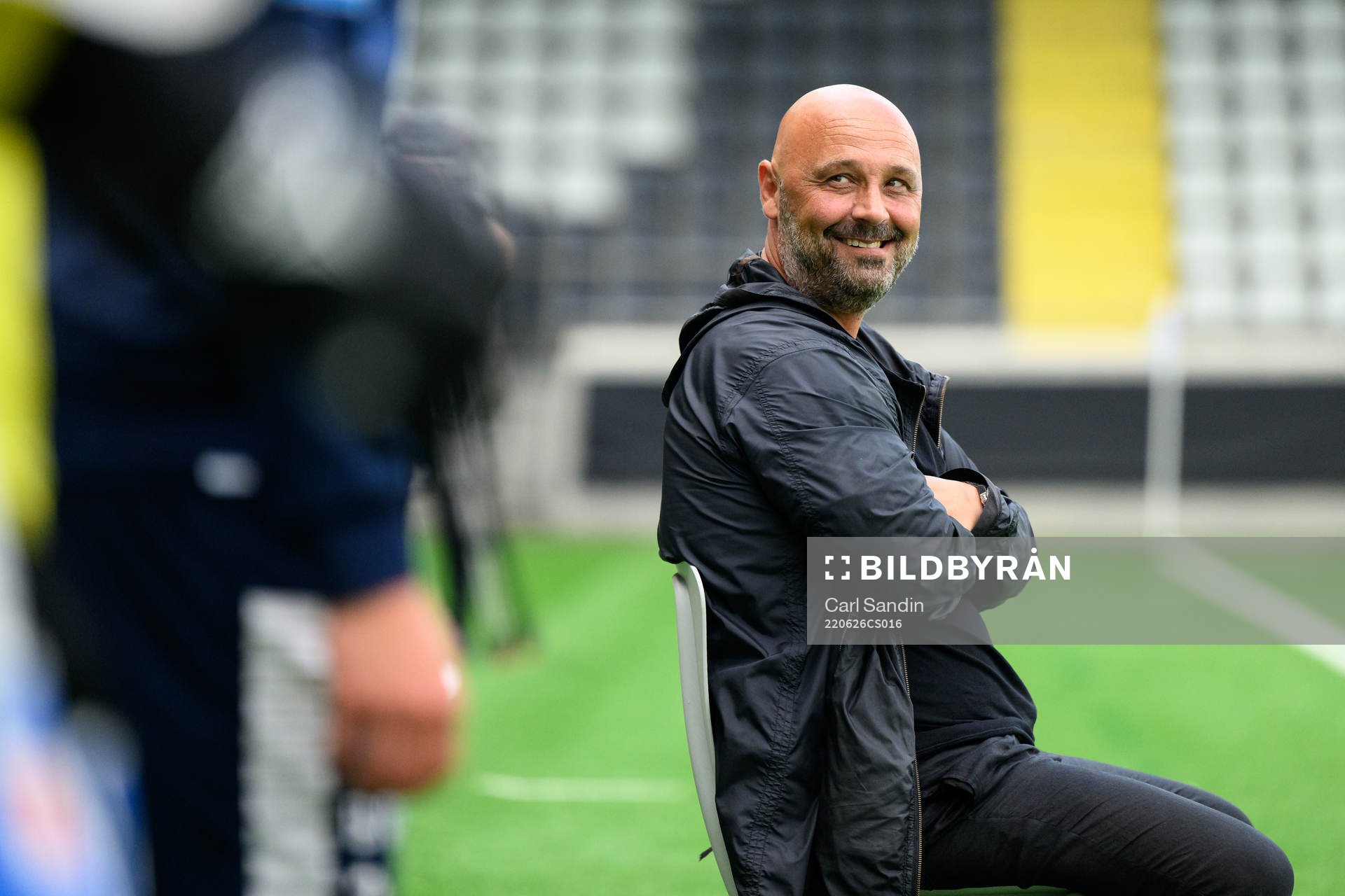 Utsiktens tränare Bosko Orovic innan fotbollsmatchen i