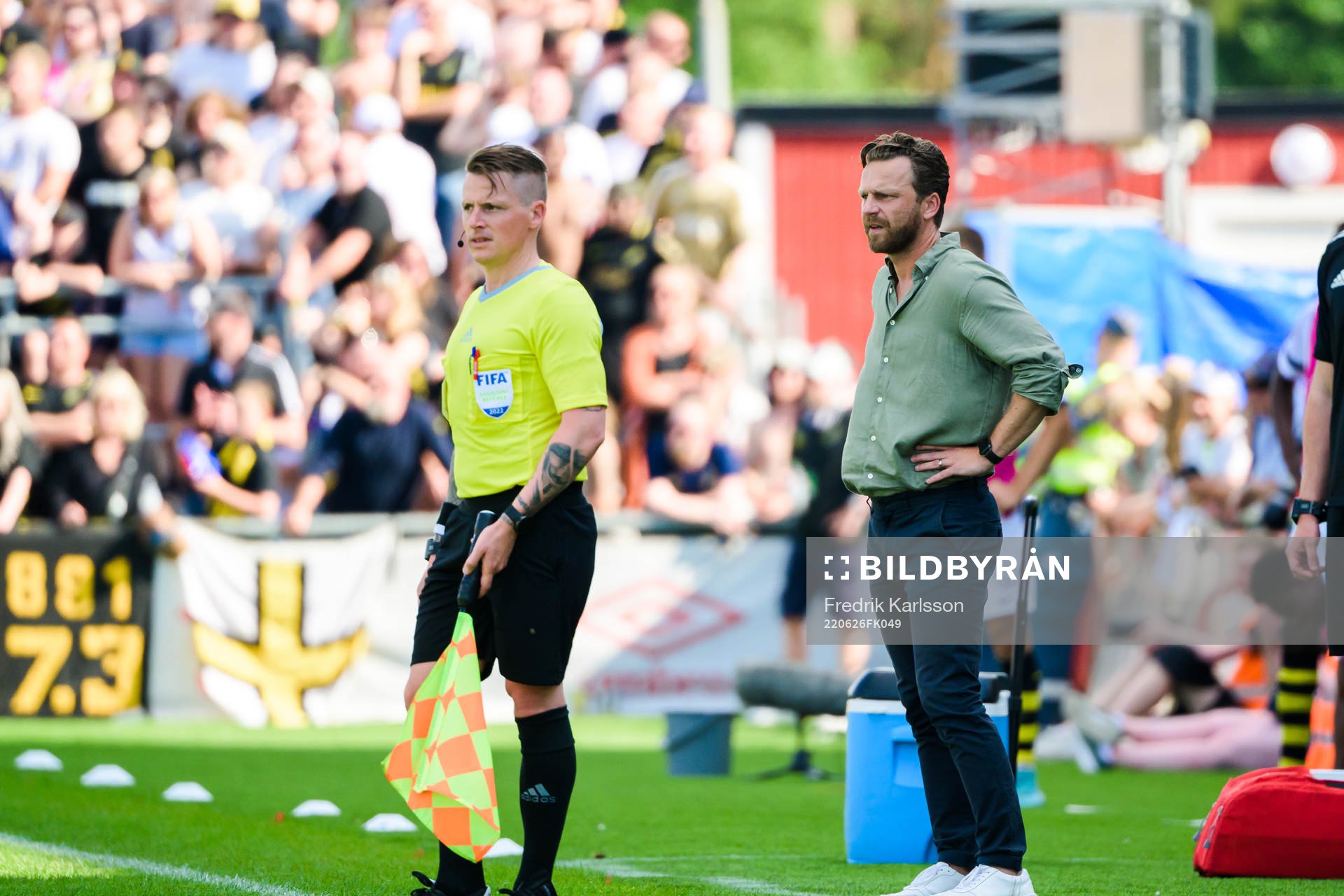 s tränare Bartosz Grzelak deppar