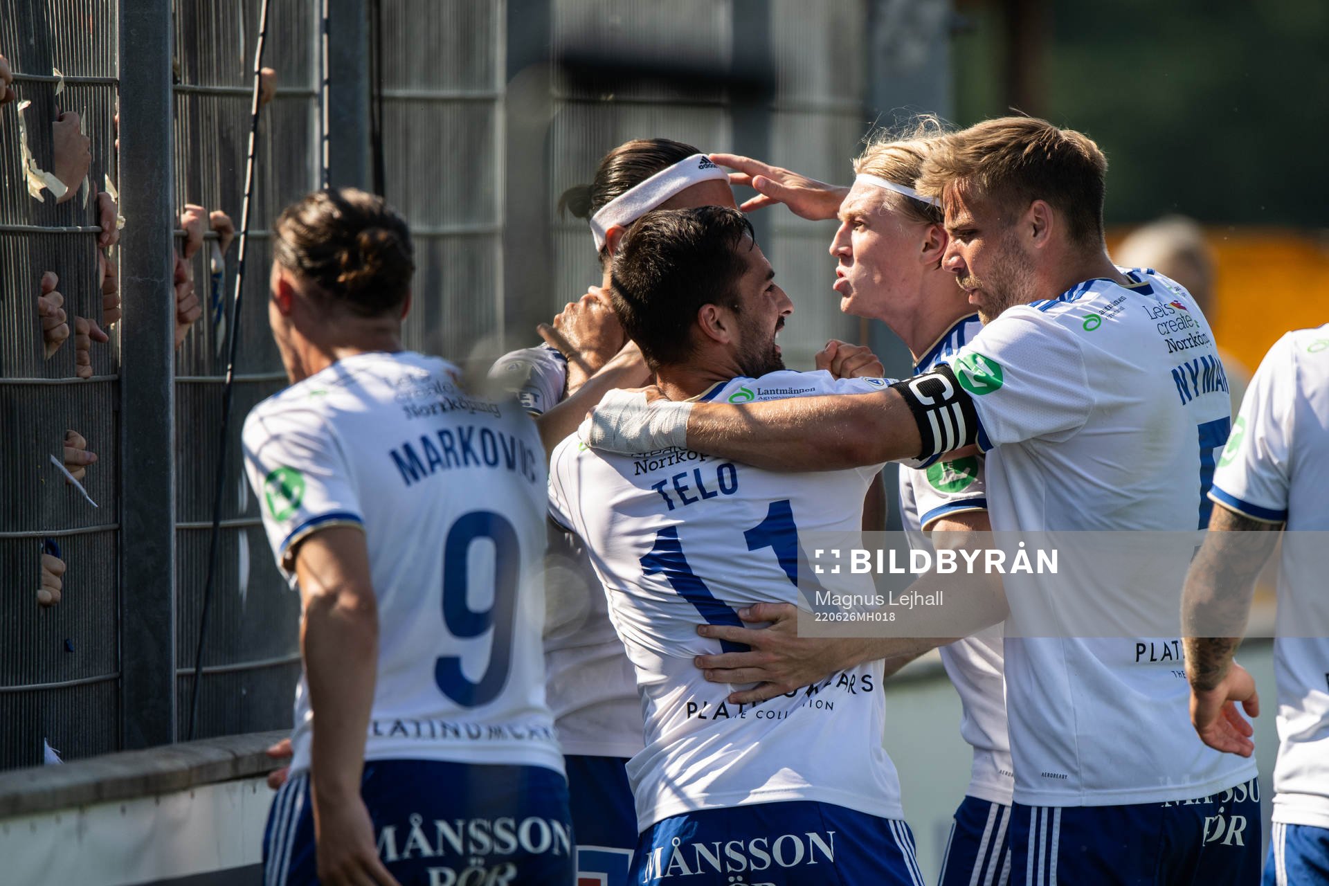 IFK Norrköpings Daniel Fritz Eid jublar med lagkamrater