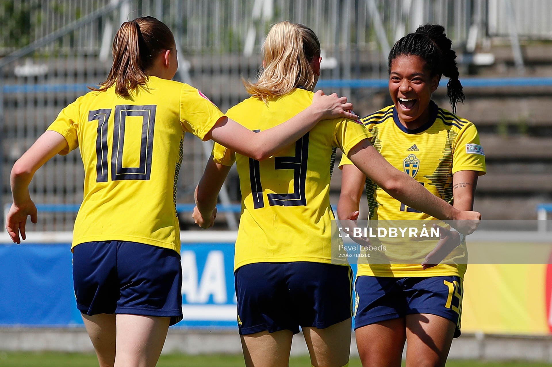 Bea Sprung, Matilda Vinberg and Evelina Duljan of Sweden