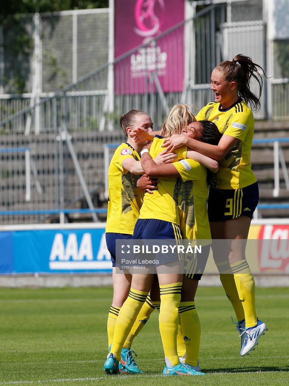 Bea Sprung, Svea Rehnberg, Matilda Vinberg and Evelina