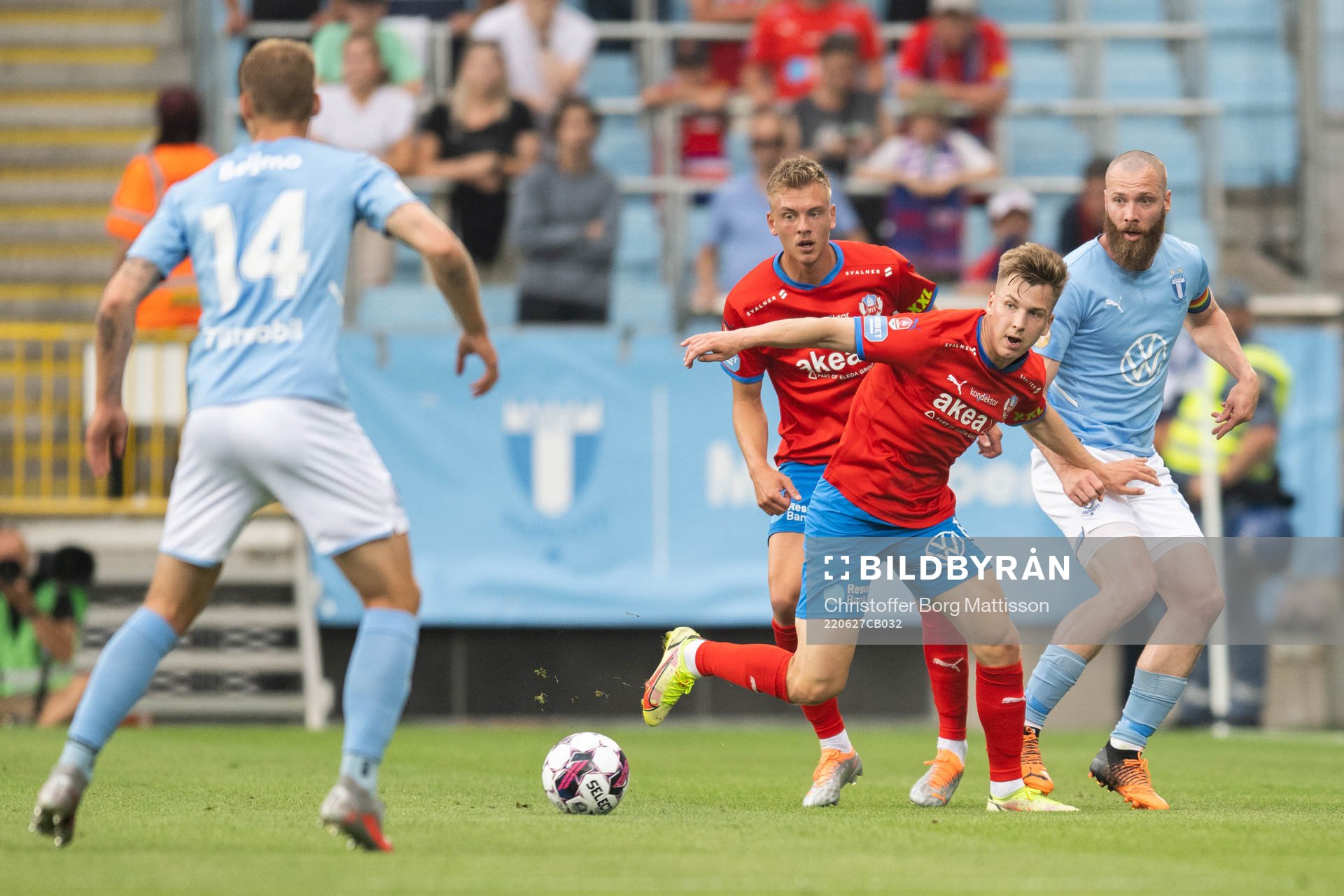 Malmö FFs Jo Inge Berget och Helsingborgs Dennis Olsson