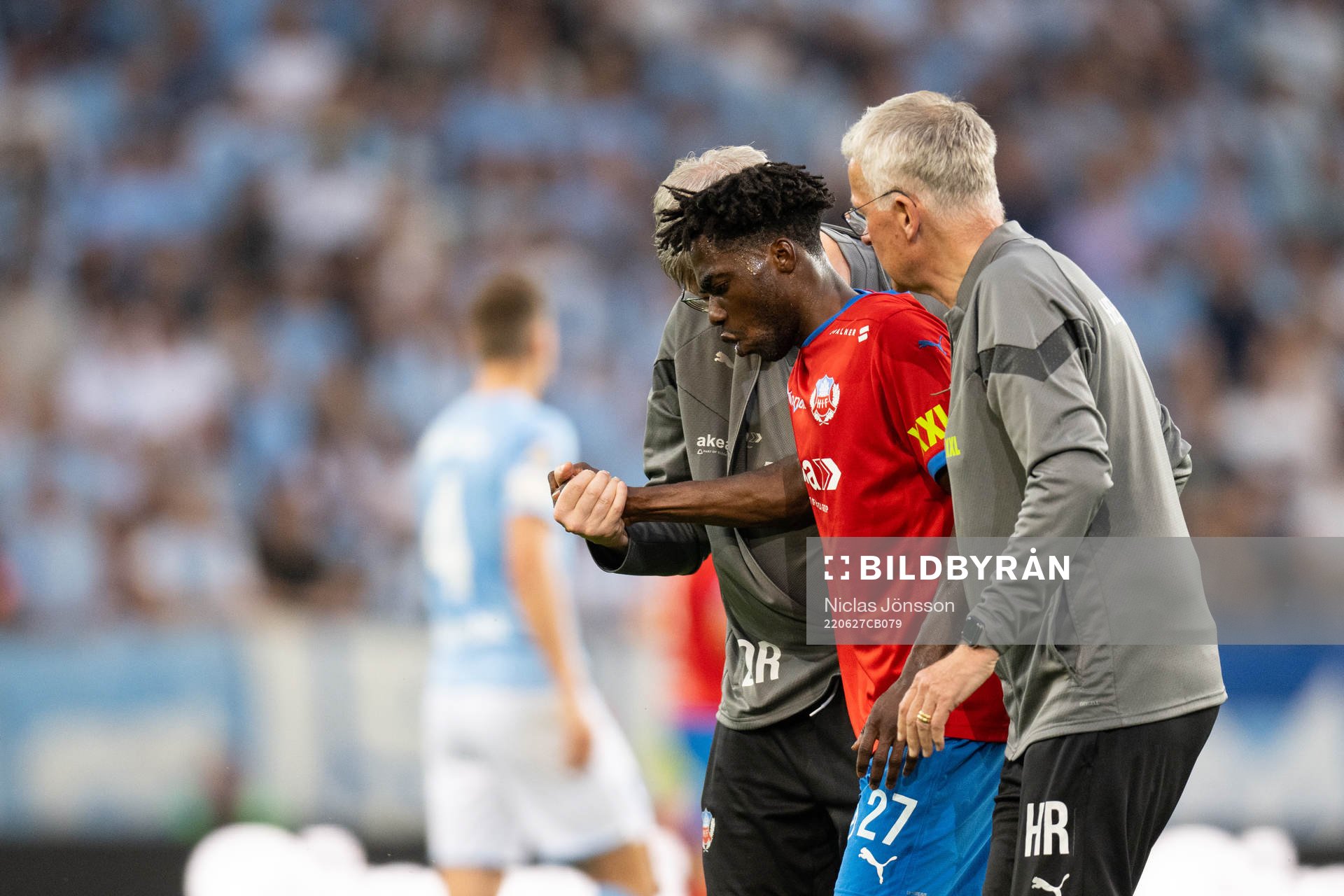 Helsingborgs Benjamin Acquah har ont