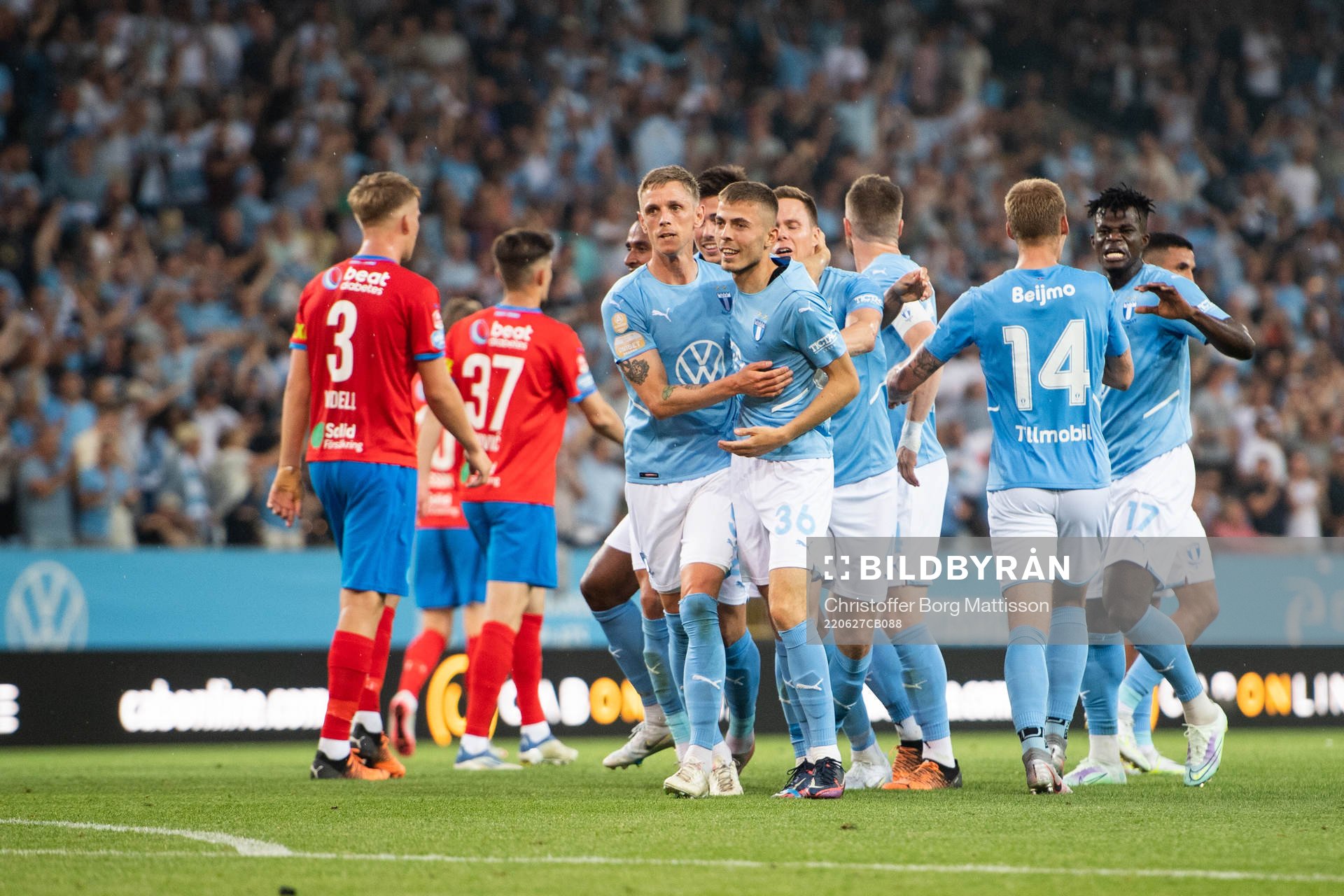 Malmö FFs Patriot Sejdiu jublar