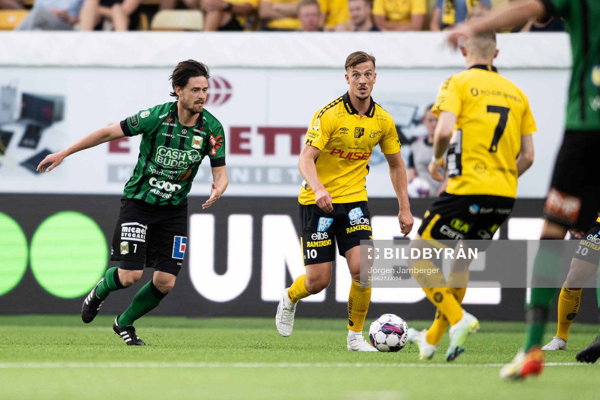 Varbergs Robin Tranberg och Elfsborgs Simon Olsson