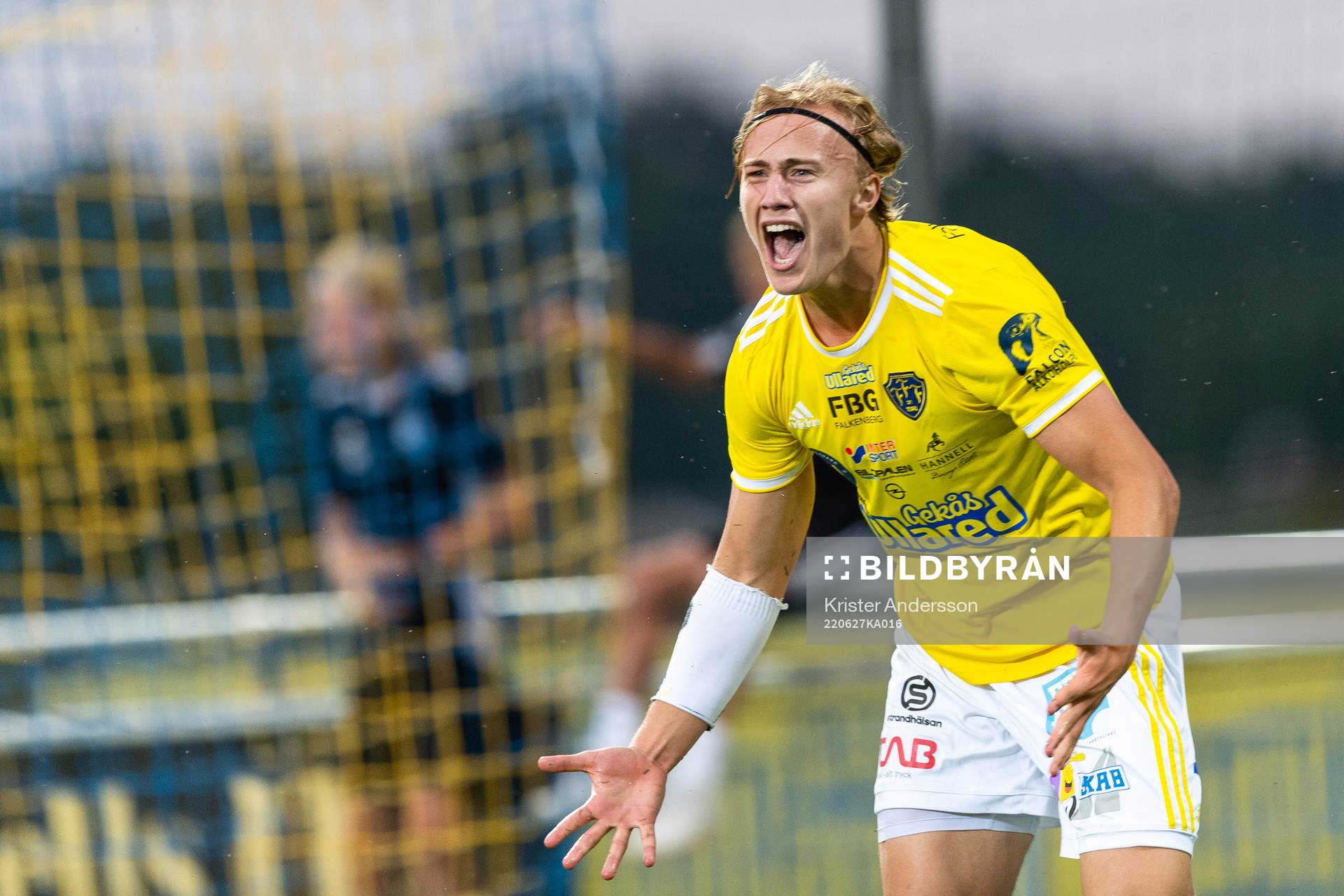 Falkenbergs Oskar Christiansson jublar