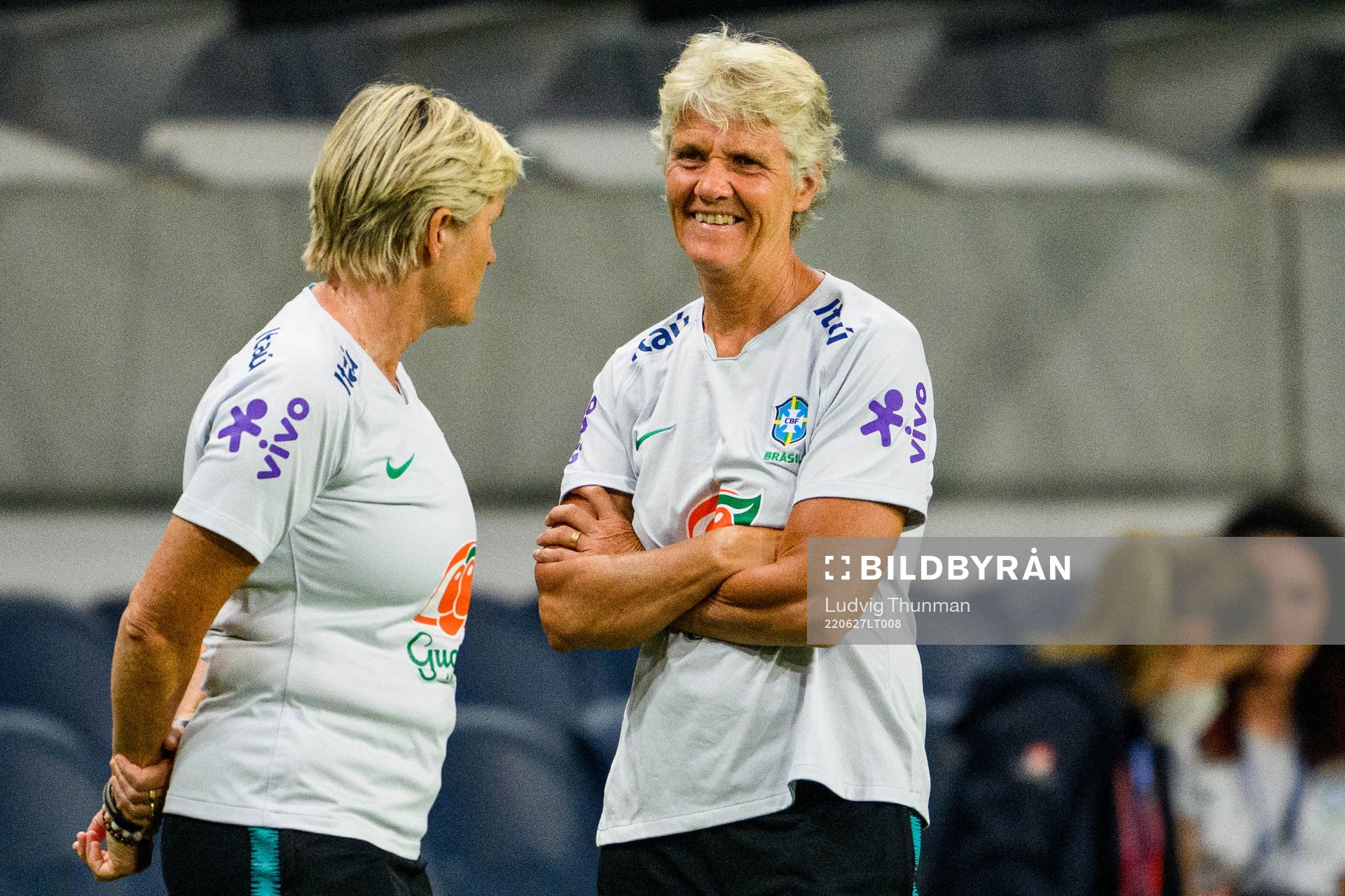 Assistant coach Lilie Persson and head coach Pia Sundhage