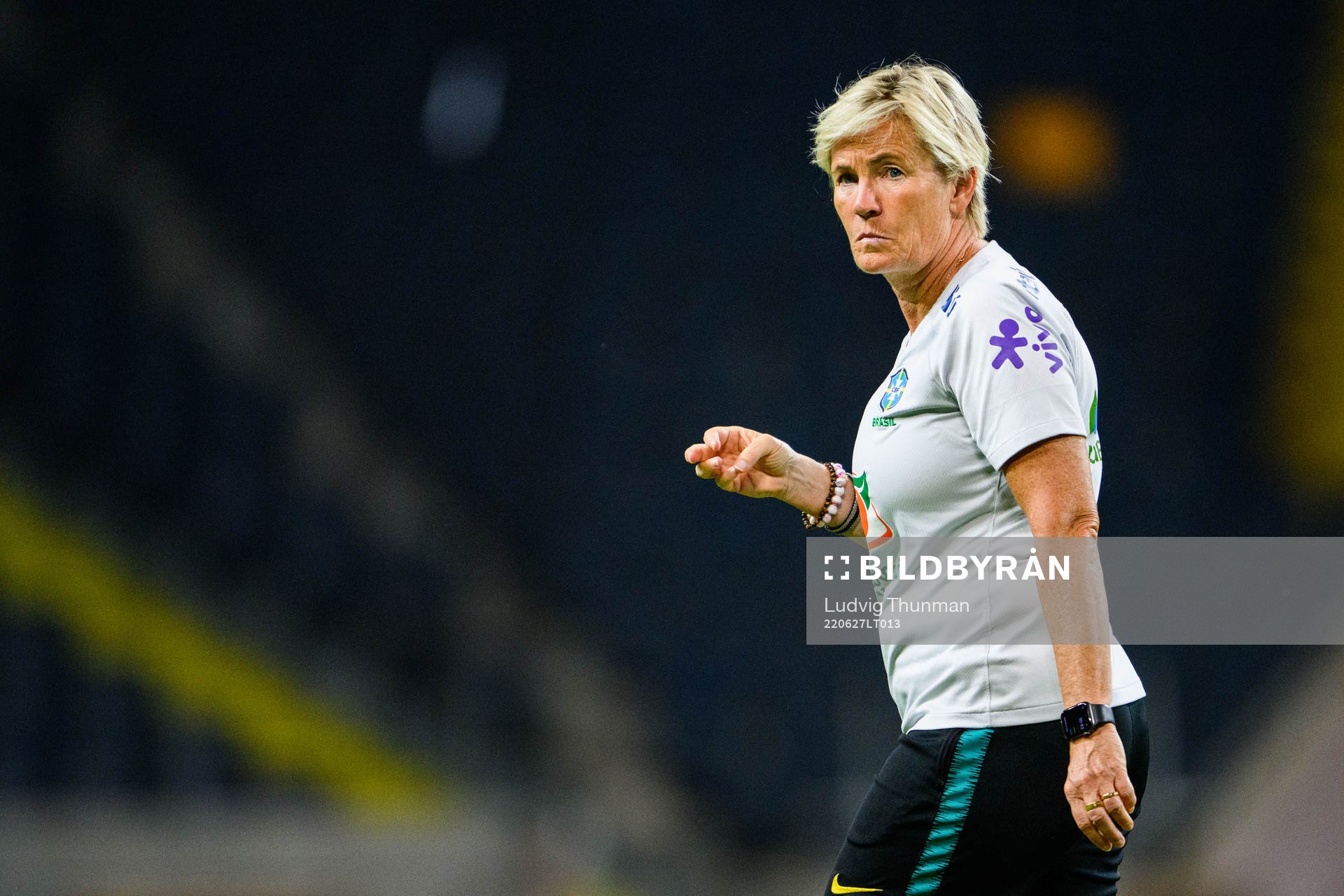 Assistant coach Lilie Persson