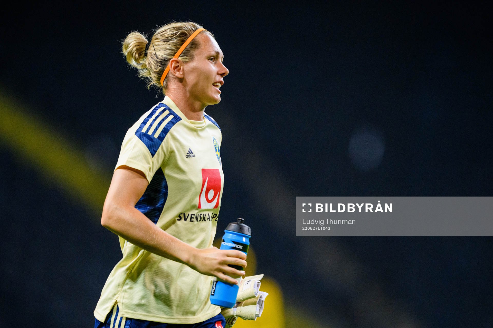 Goalkeeper Jennifer Falk